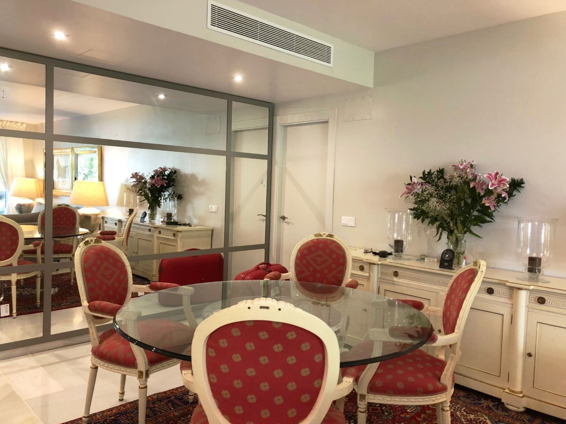 Condominium in Marbella, Andalucía 10951315