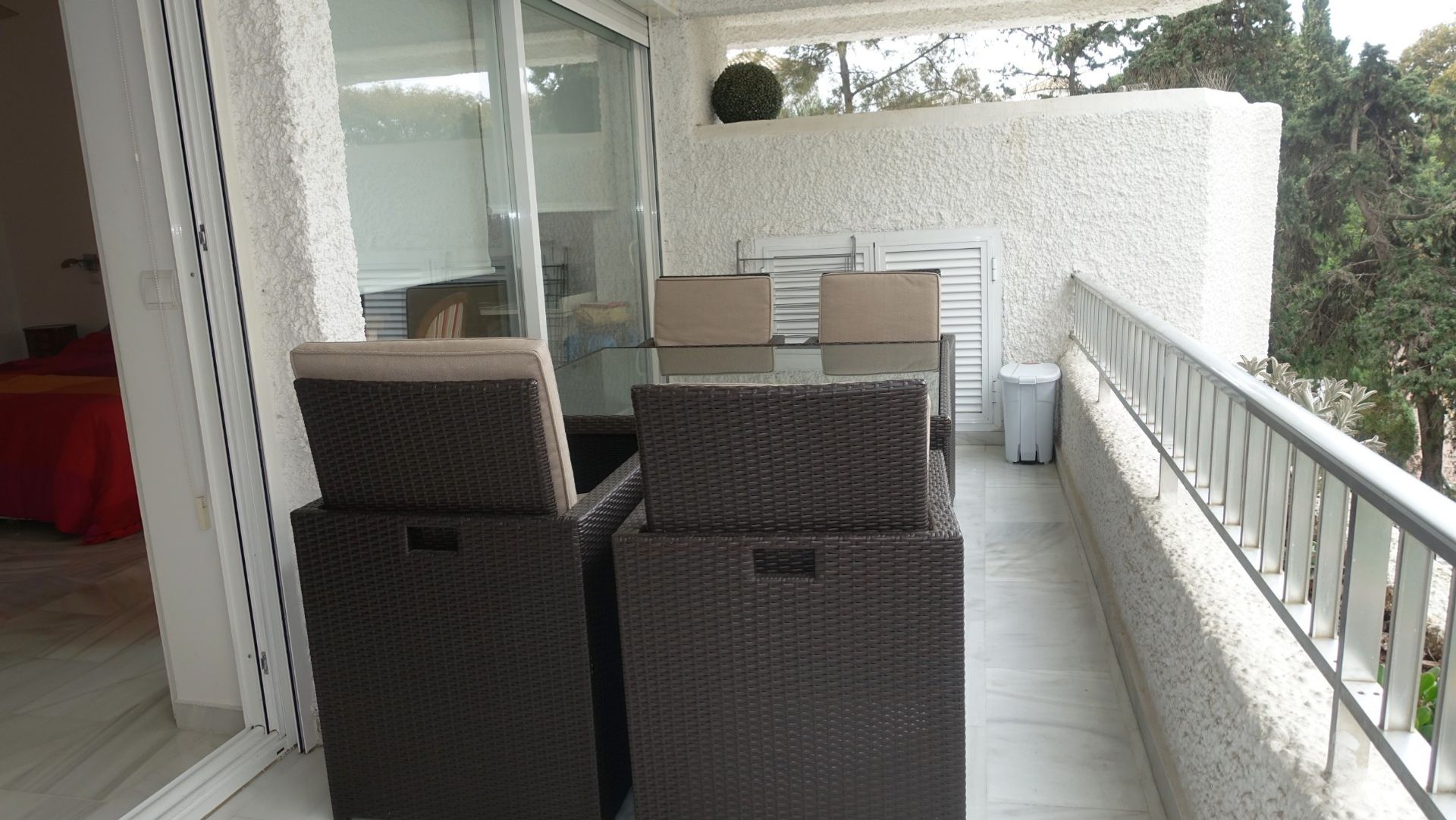 Condominium in Marbella, Andalucía 10951320