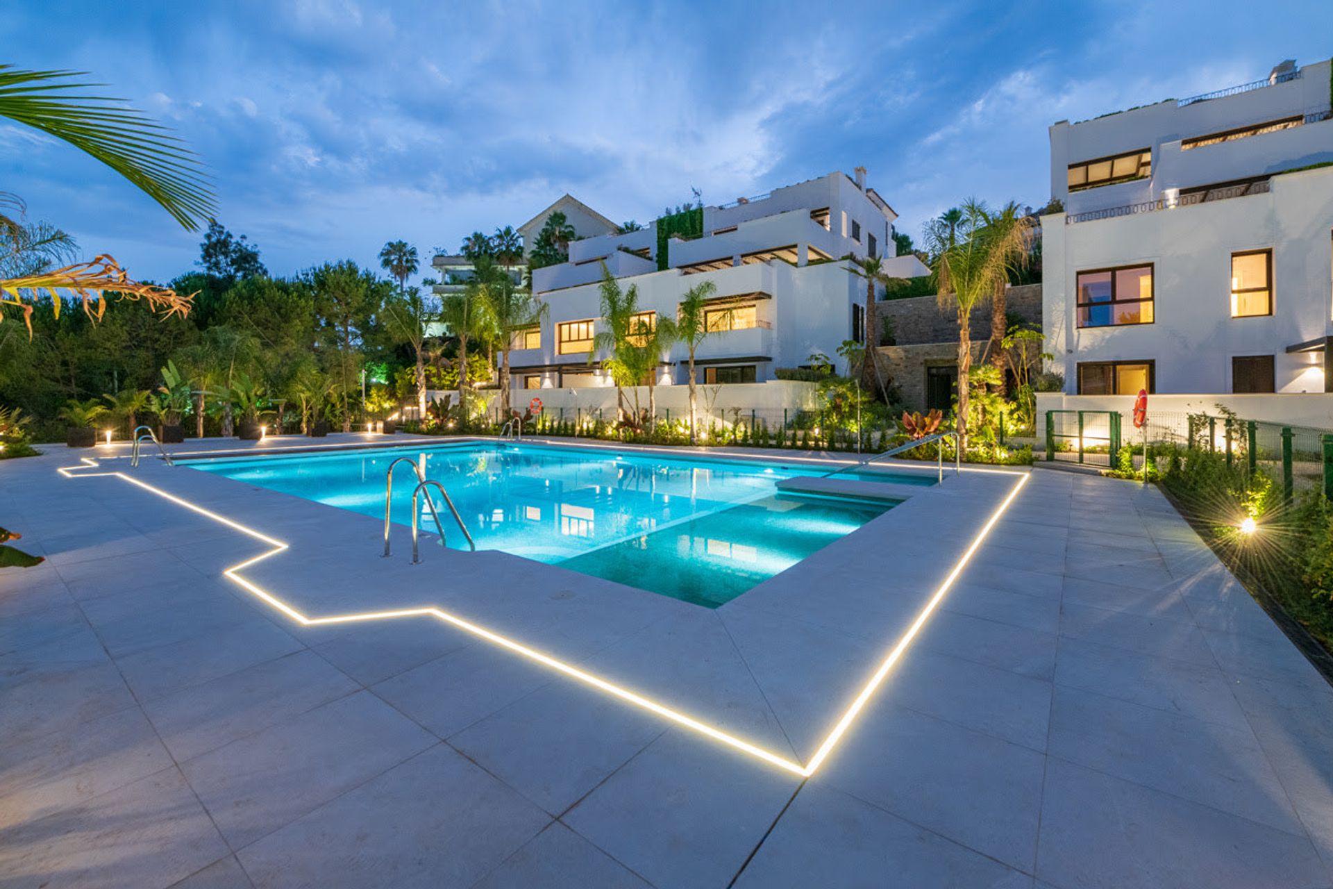 Condominium dans Marbella, Andalucía 10951323