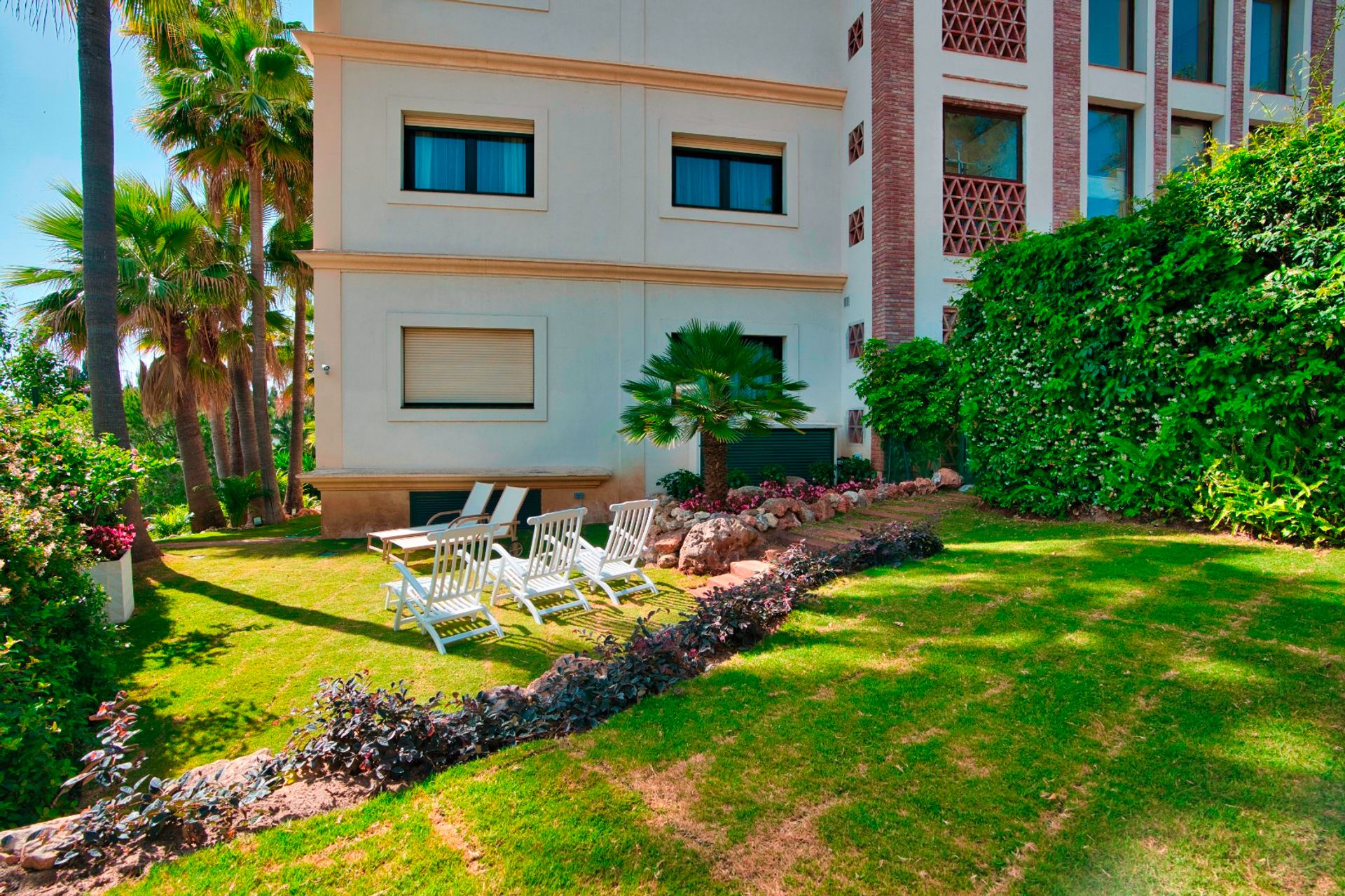 Condominium in Marbella, Andalucía 10951333