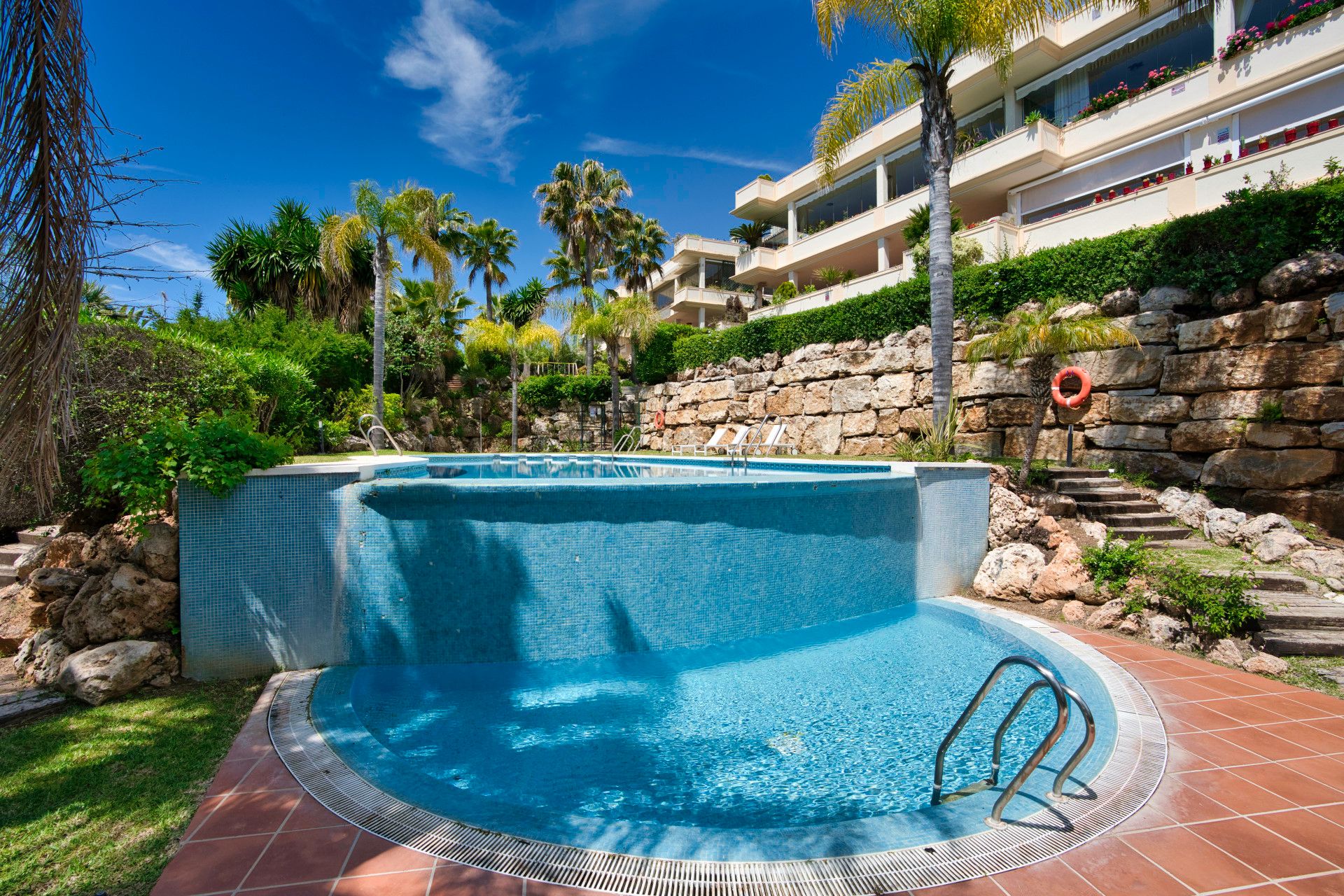 Condominium in Marbella, Andalucía 10951333