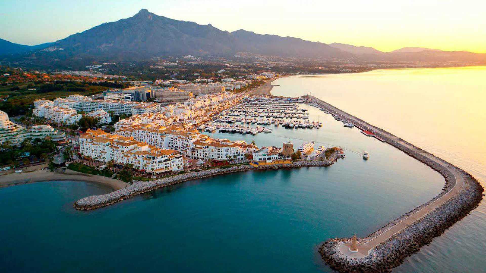 Ejerlejlighed i Marbella, Andalucía 10951339