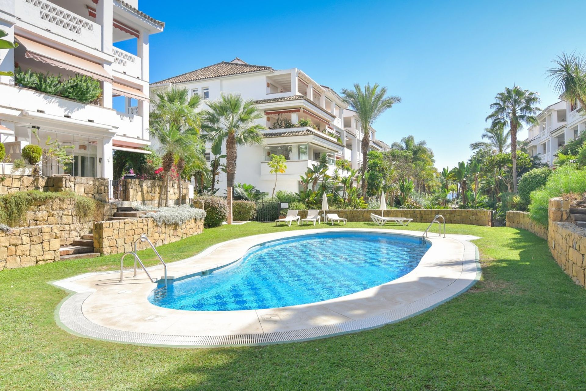 Condominium dans Marbella, Andalucía 10951350