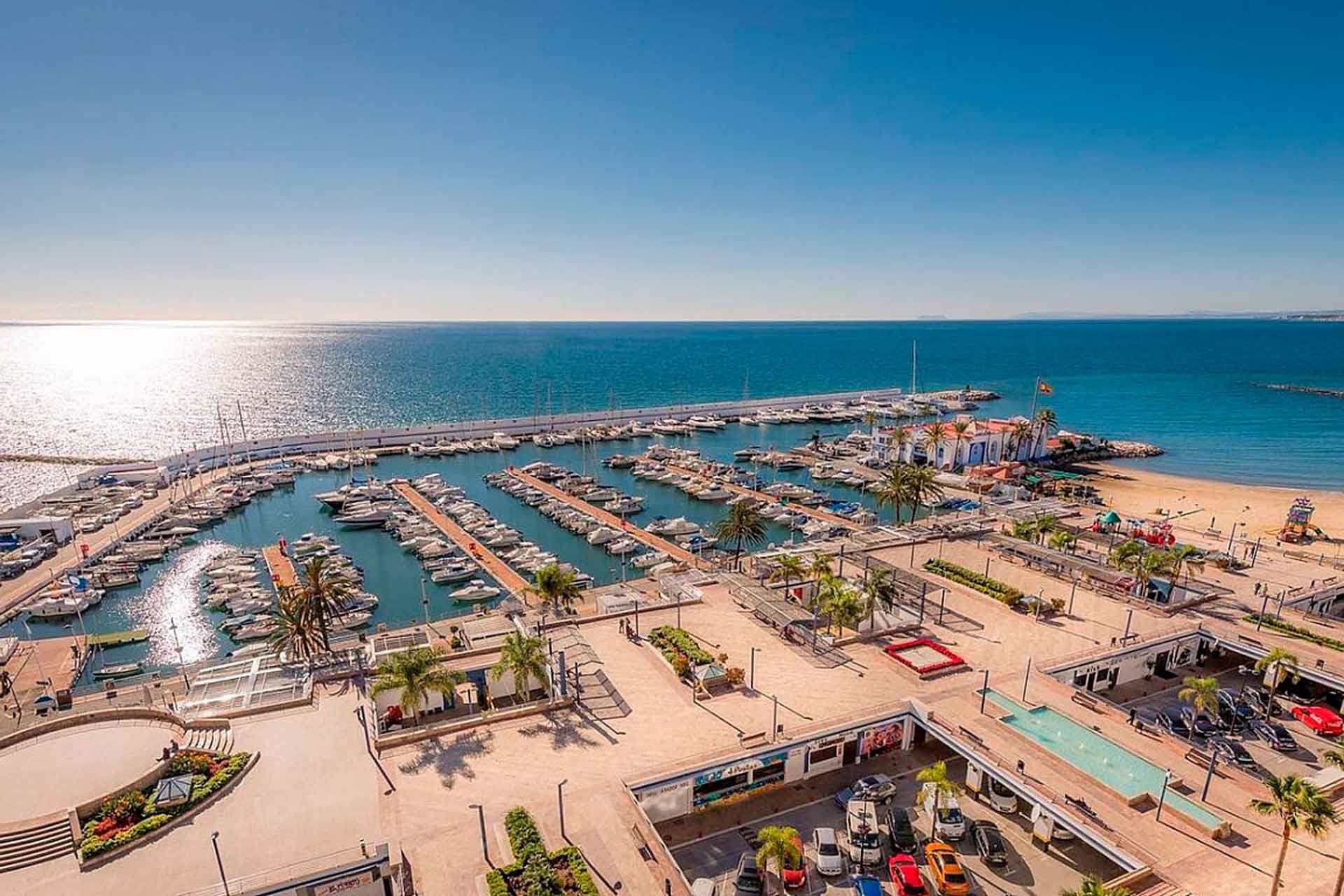 Роздрібна торгівля в Marbella, Andalucía 10951382