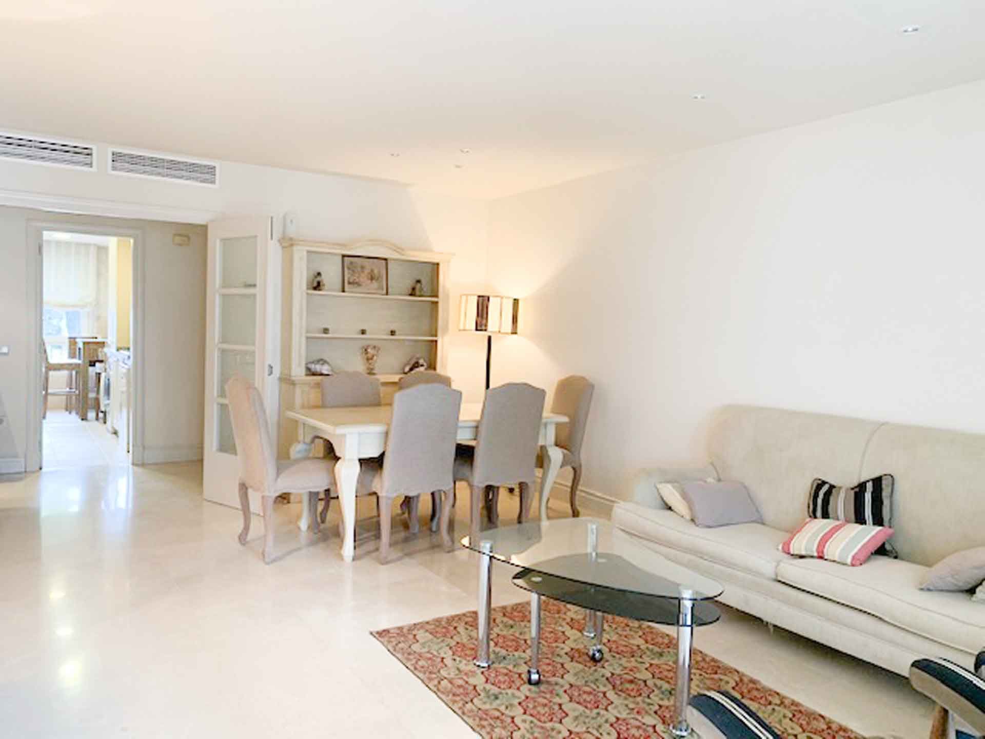 Condominium dans Marbella, Andalousie 10951389