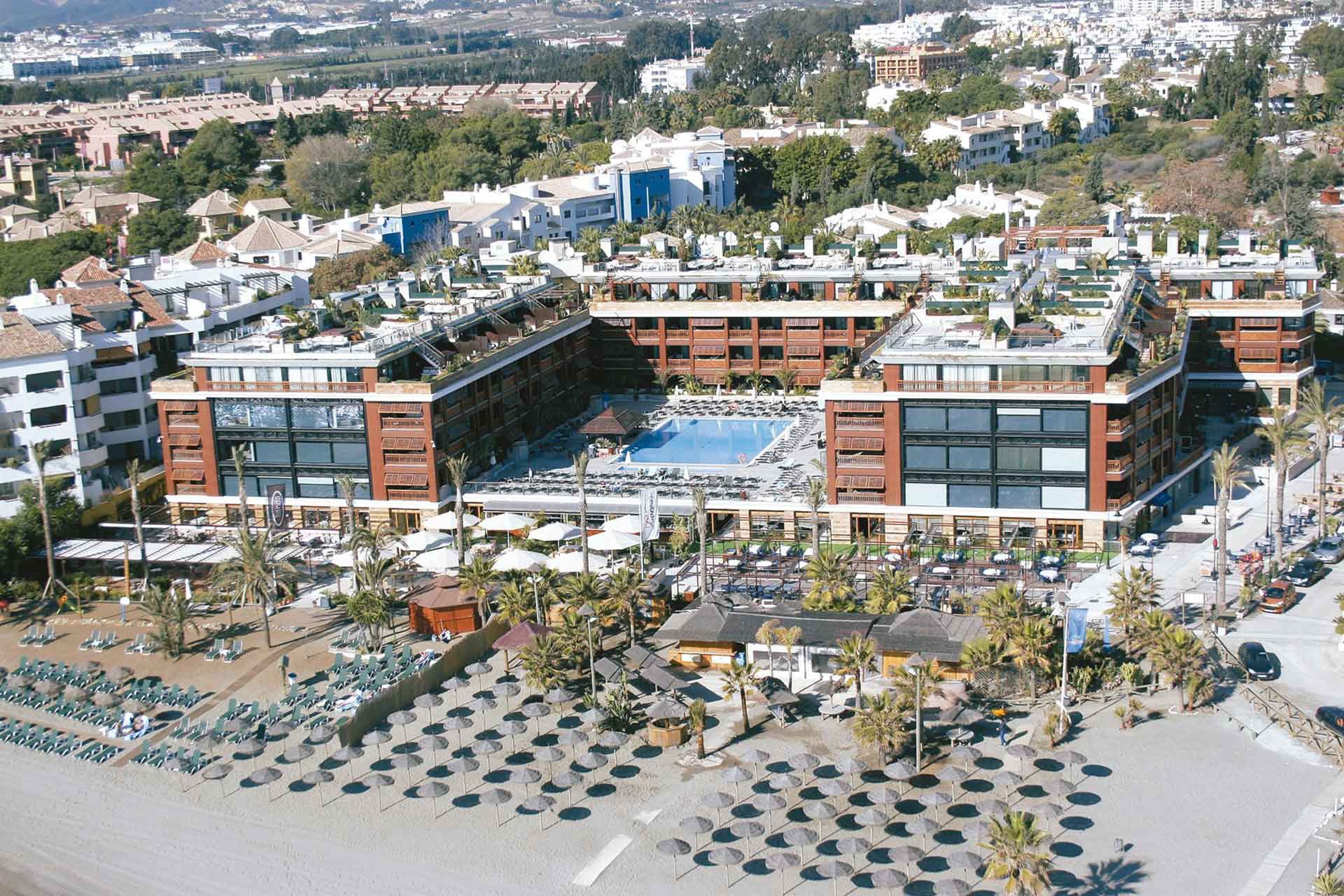 Condominium in San Pedro de Alcántara, Andalusië 10951396