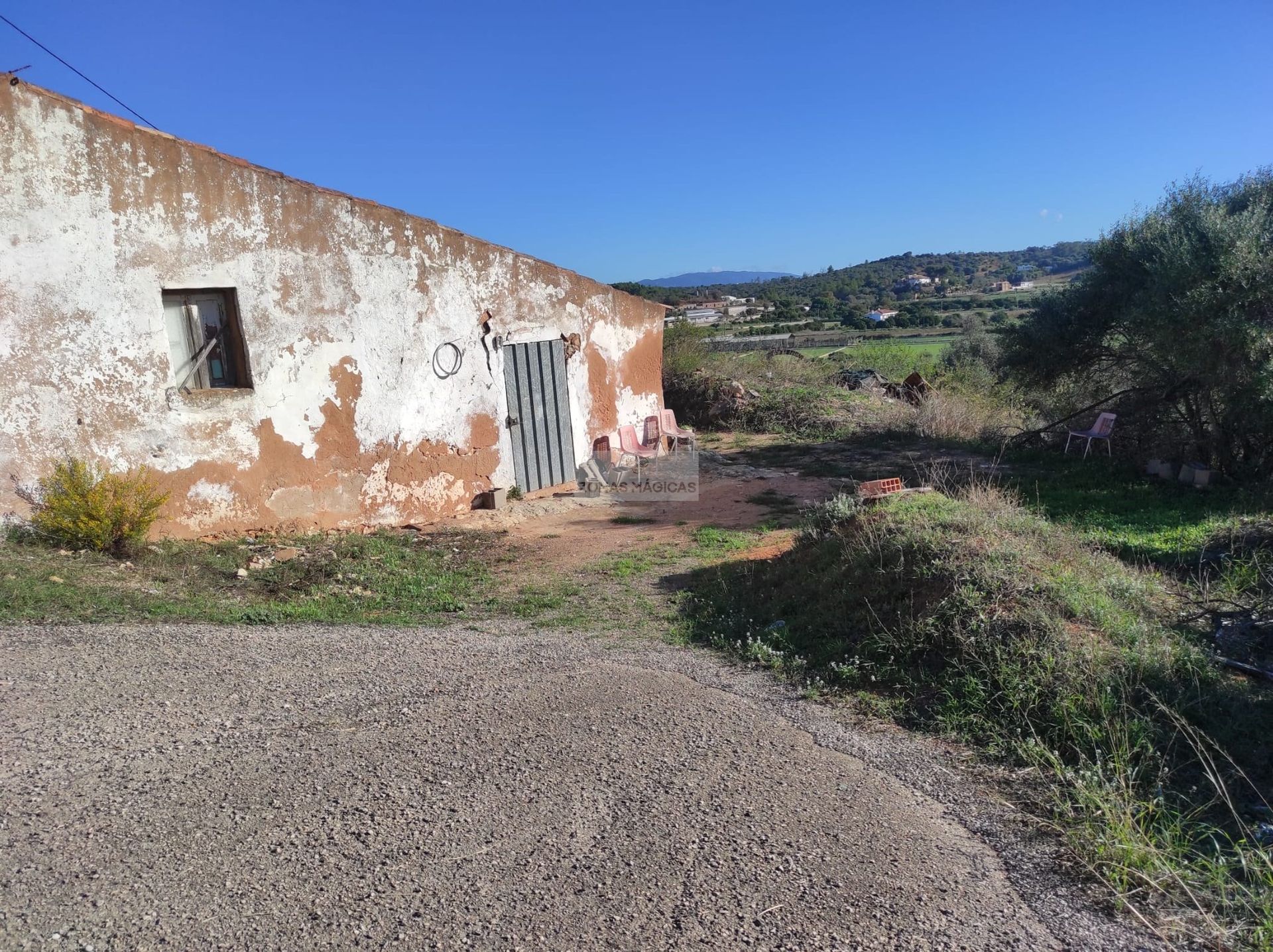 Land in Lagos, Faro 10951510