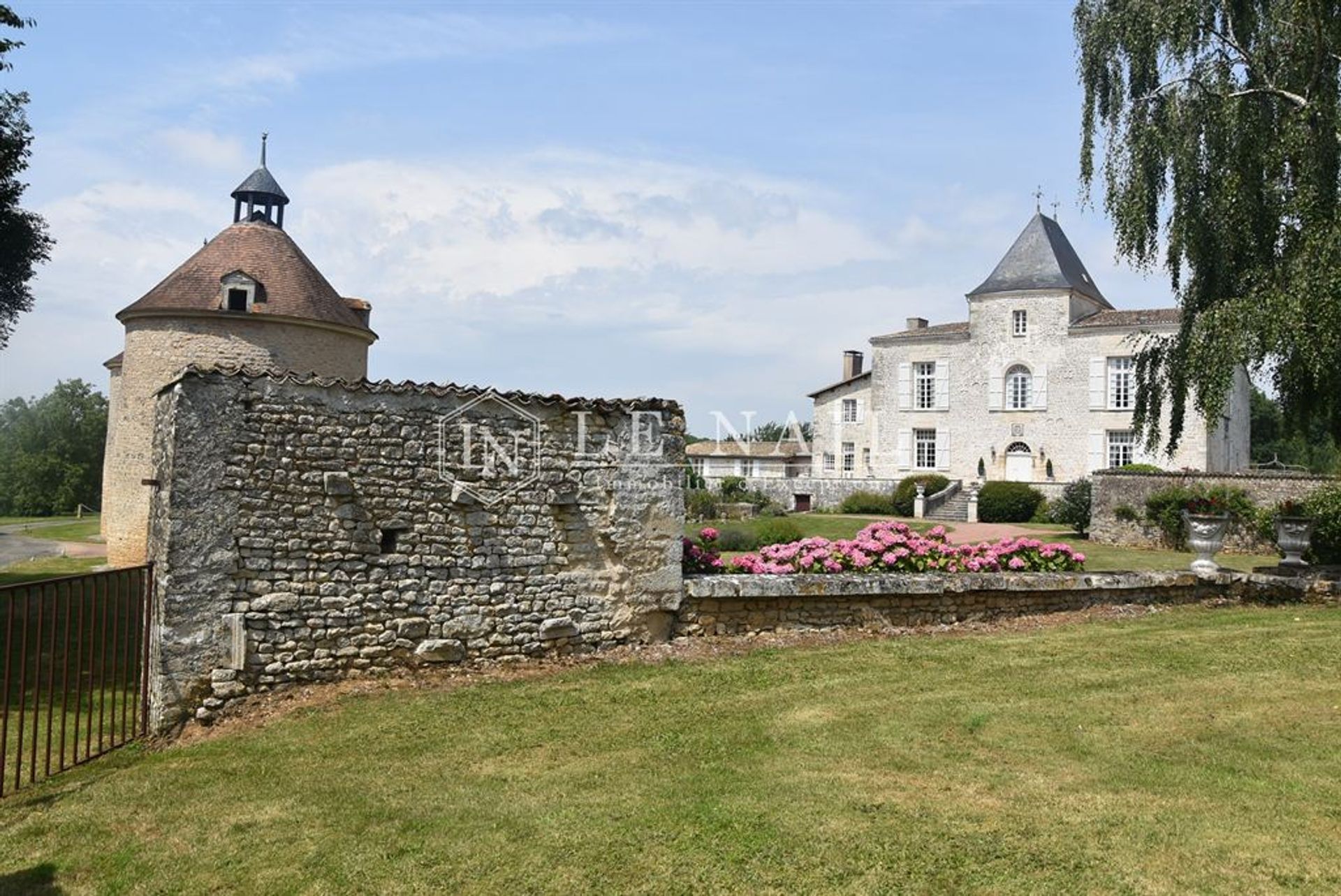 Rumah di Niort, Nouvelle-Aquitaine 10952655