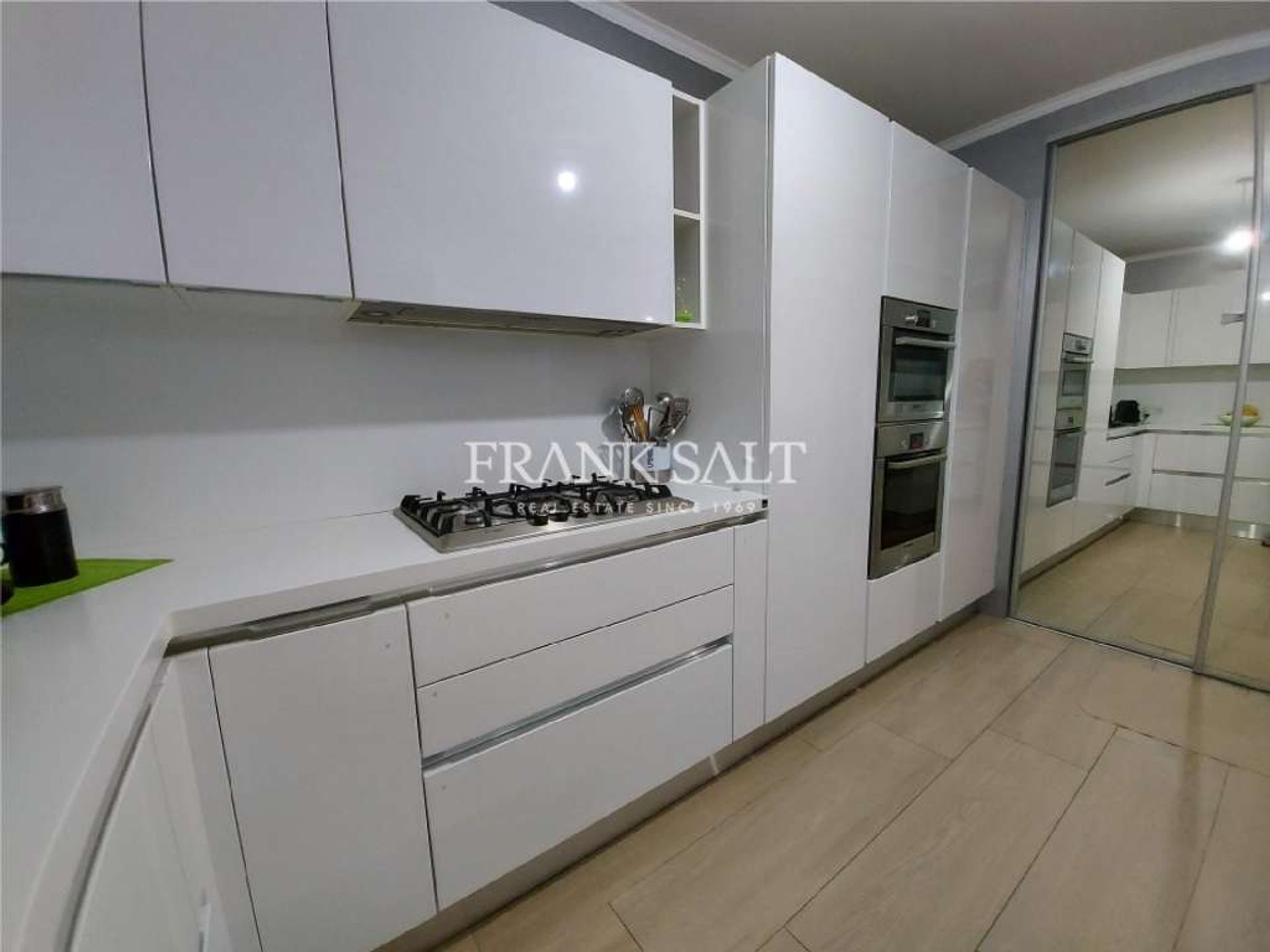 Condominio en Zurrieq,  10952728