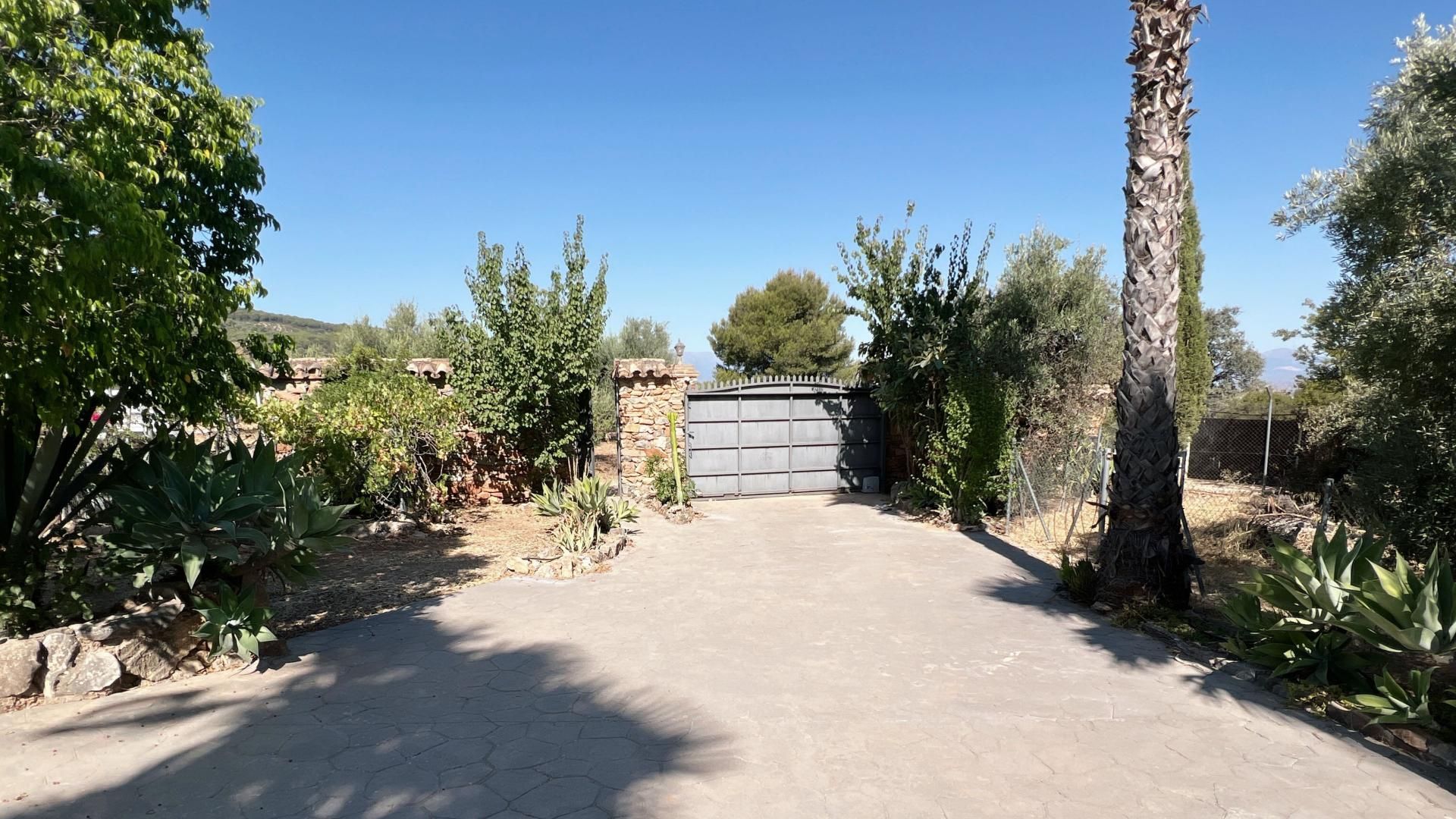 House in Alhaurín de la Torre, Andalucía 10952832