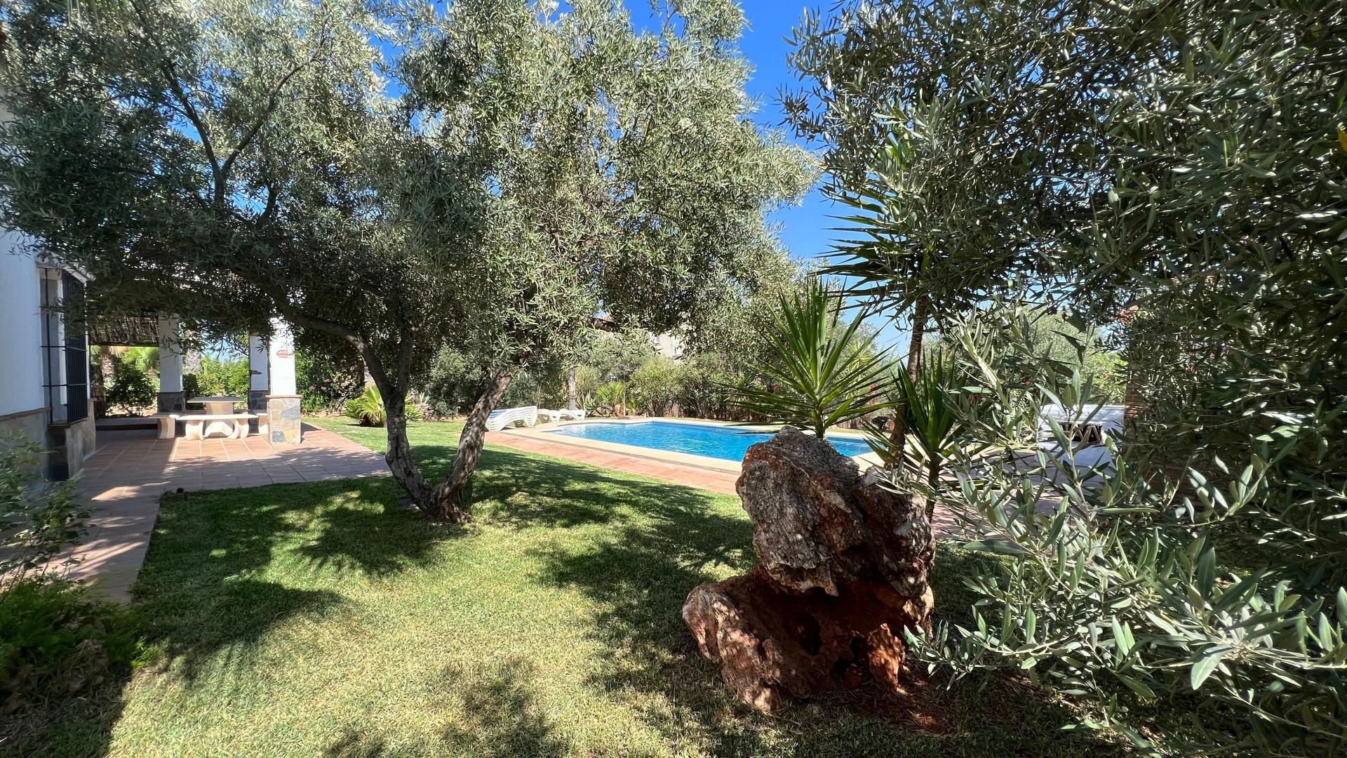 House in Alhaurín de la Torre, Andalucía 10952832