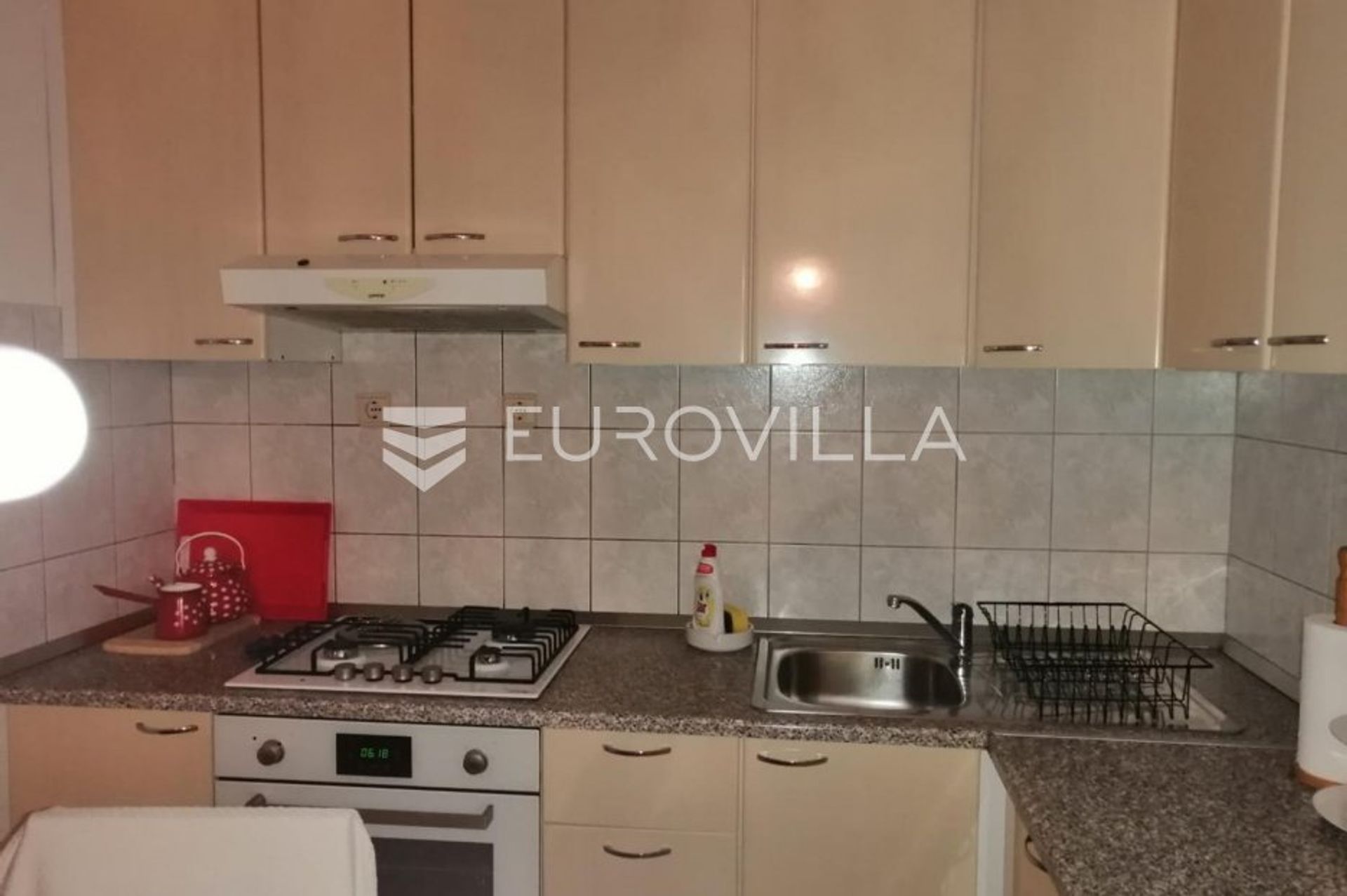 بيت في Kaštel Kambelovac, Splitsko-dalmatinska županija 10952983