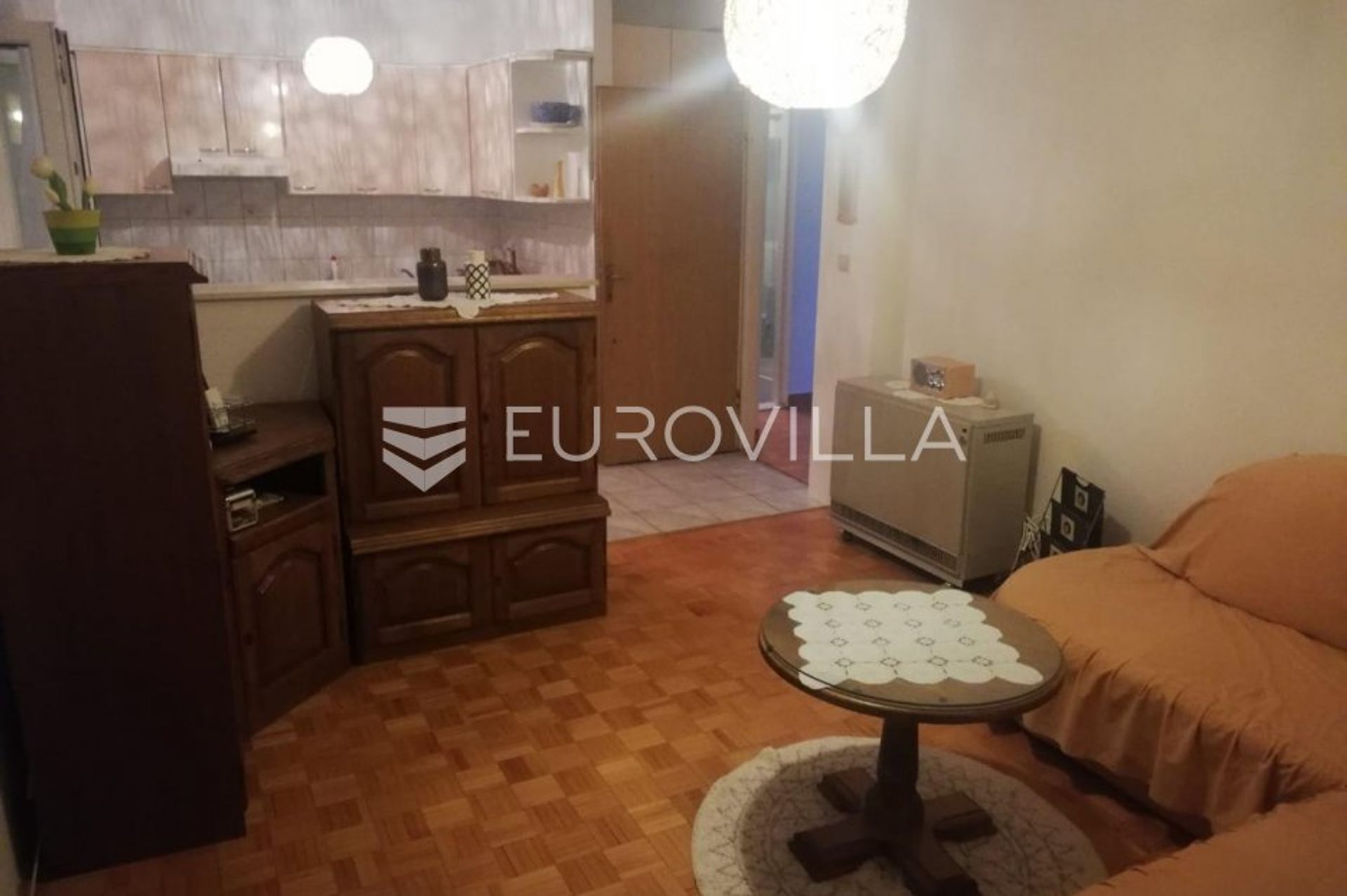 بيت في Kaštel Kambelovac, Splitsko-dalmatinska županija 10952983