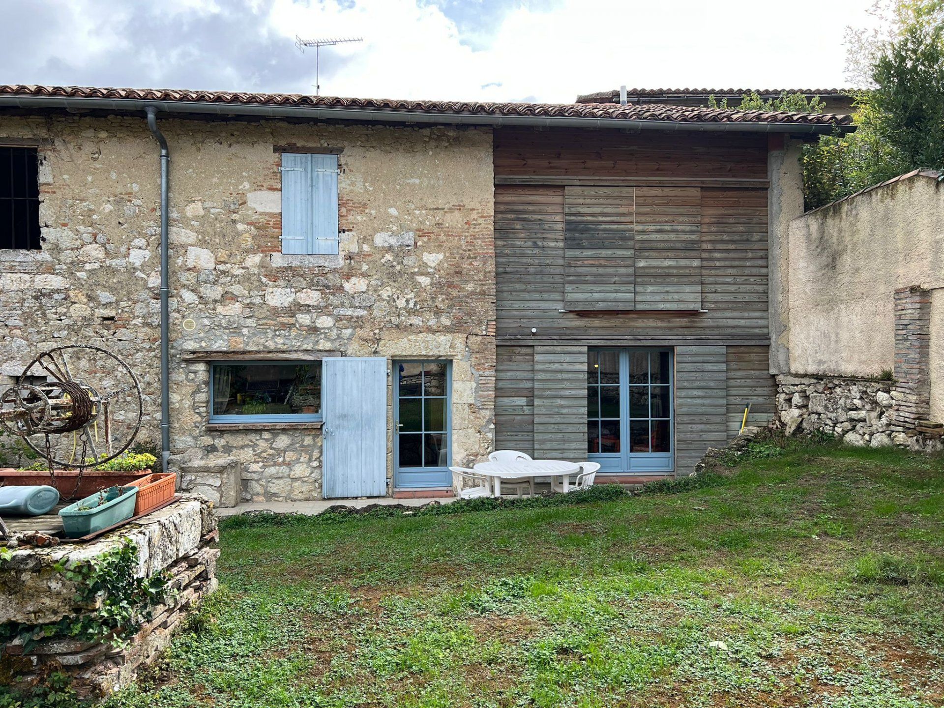 Pelbagai Rumah dalam Cologne, Occitanie 10953040