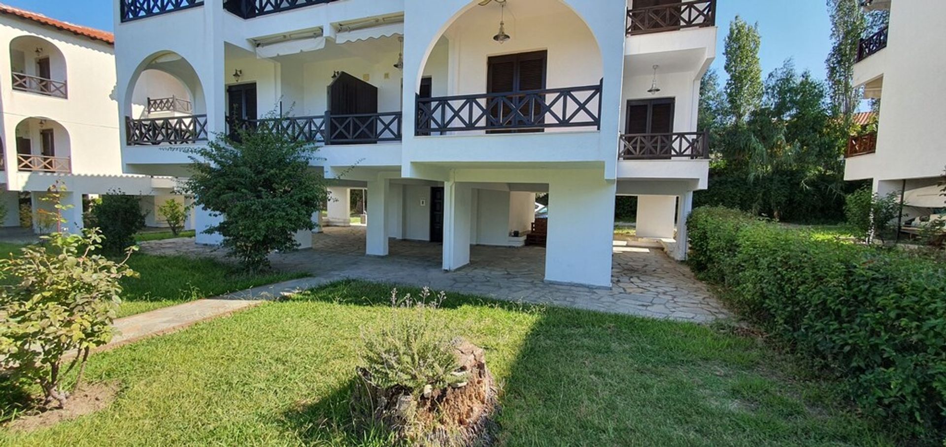 Condominium in Platamonas, Kentriki Makedonia 10953246