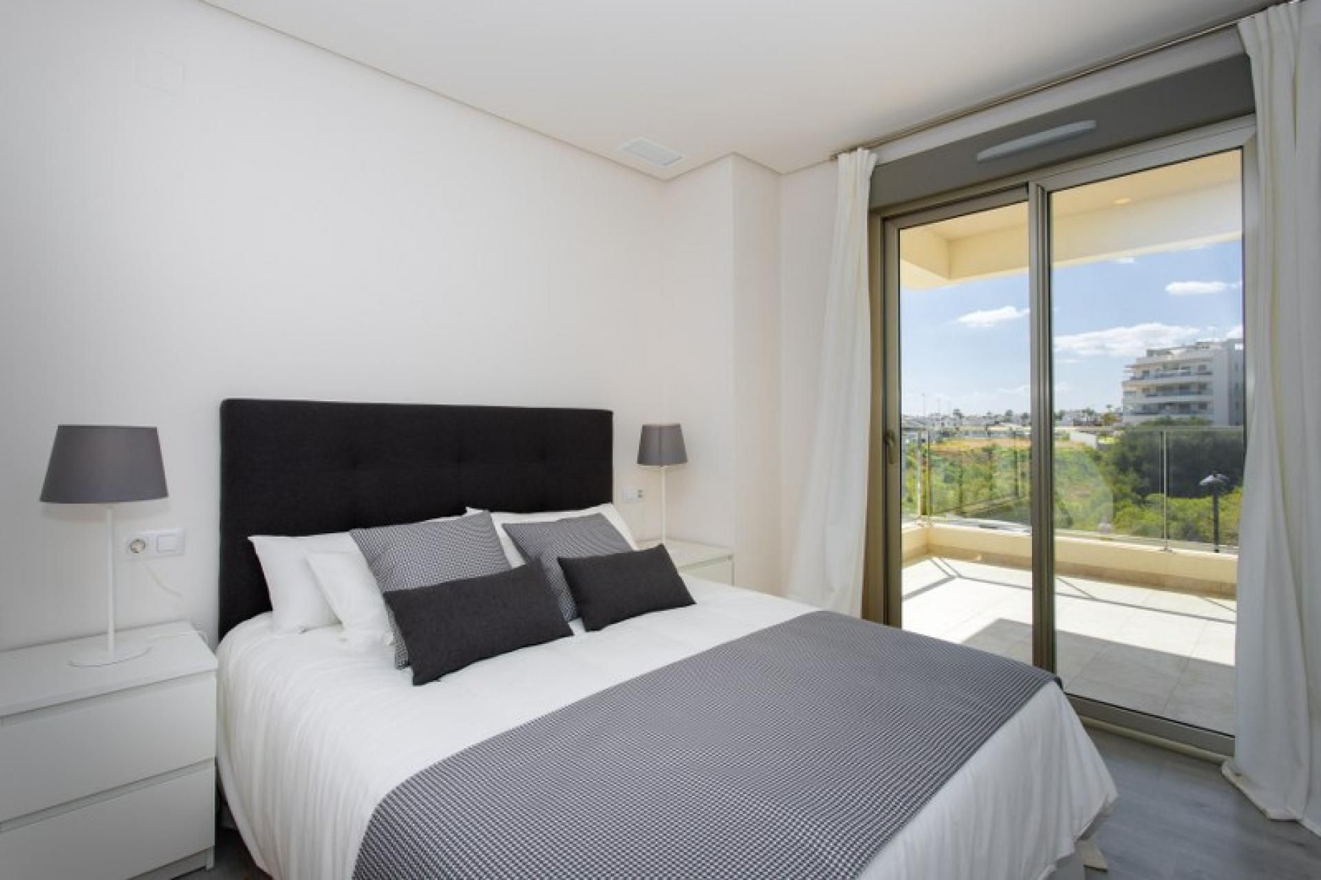 Condominium in El Arenal, Valencia 10954529