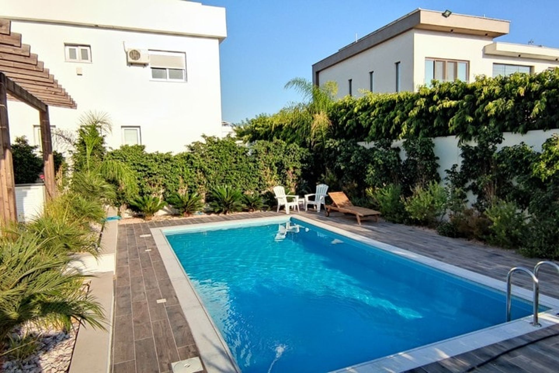 Hus i Livadia, Larnaca 10954723