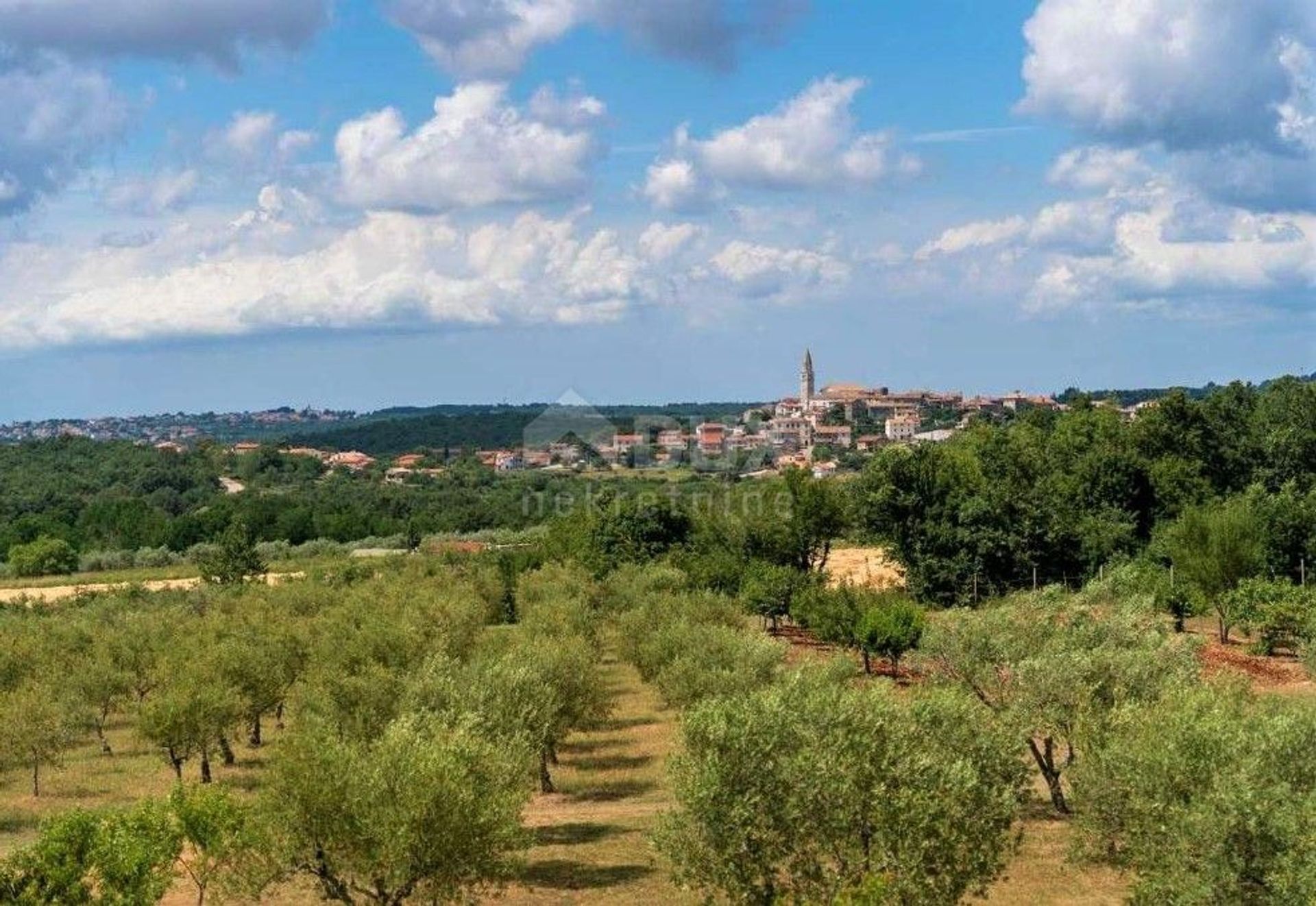 casa en Višnjan, Istria County 10954913