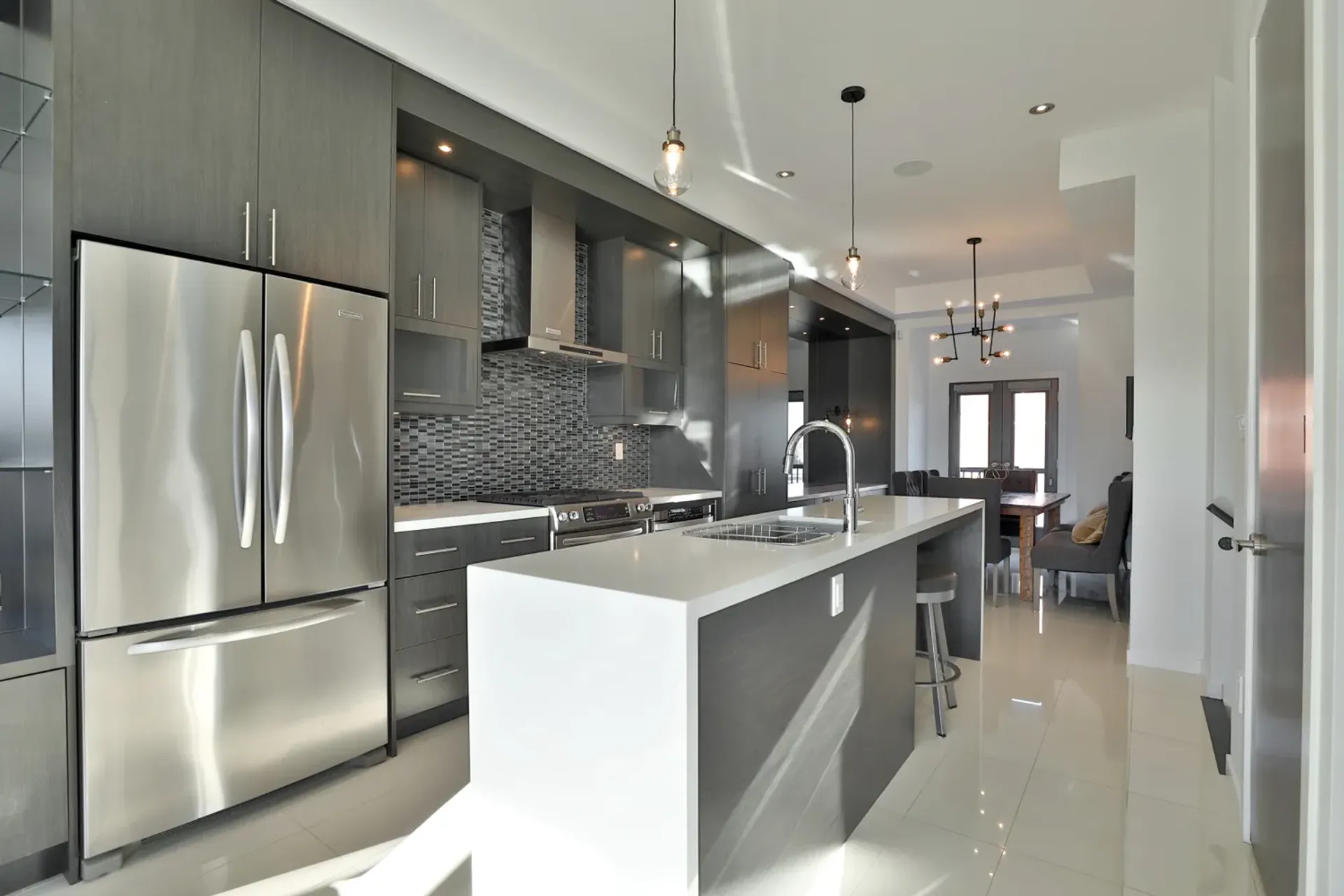 Hus i Oakville, 220 Vellwood Common 10956181