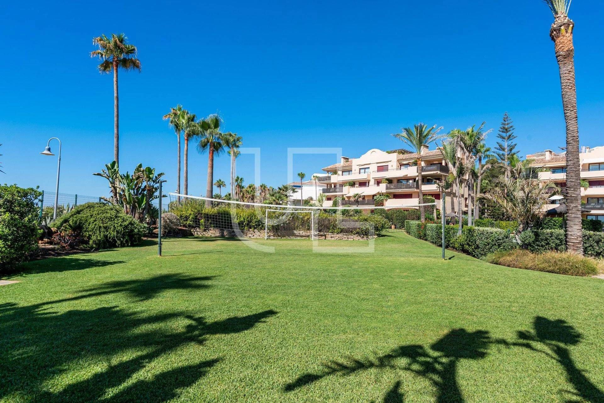 Condominium in Marbella, Andalucía 10956202