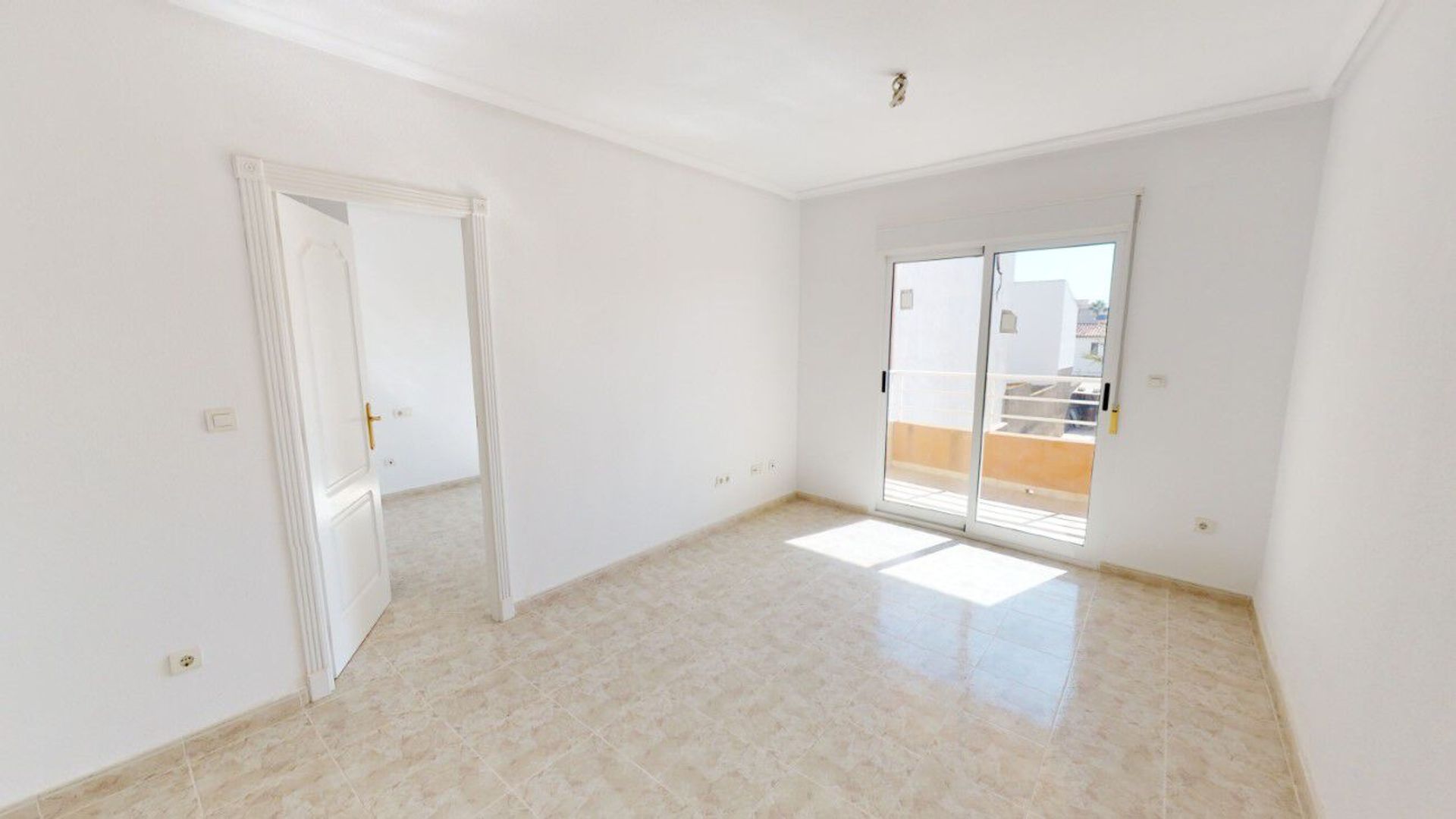 Condominium in San Miguel de Salinas, Comunidad Valenciana 10958619