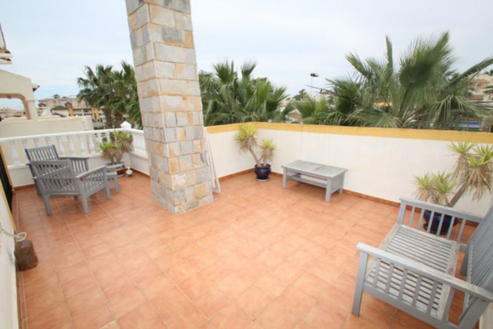 rumah dalam Campoamor, Valencia 10958726