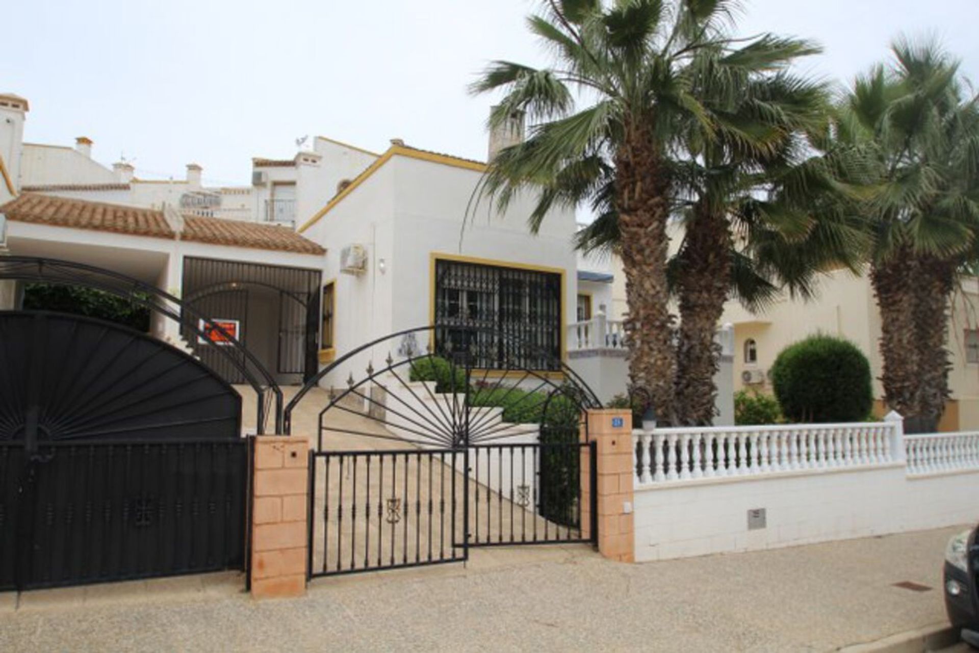 rumah dalam Campoamor, Valencia 10958726