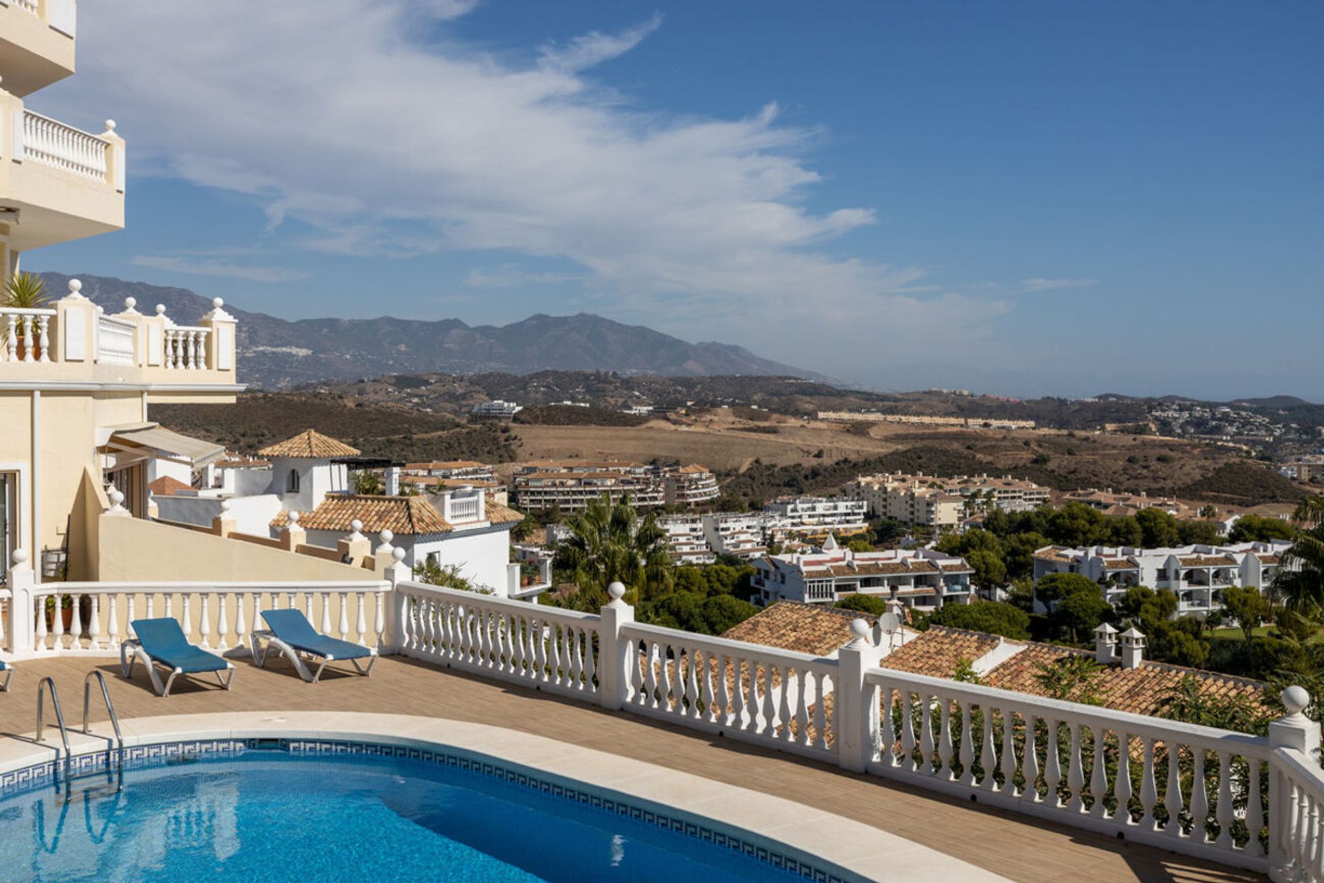 公寓 在 Las Lagunas de Mijas, Andalucía 10958767