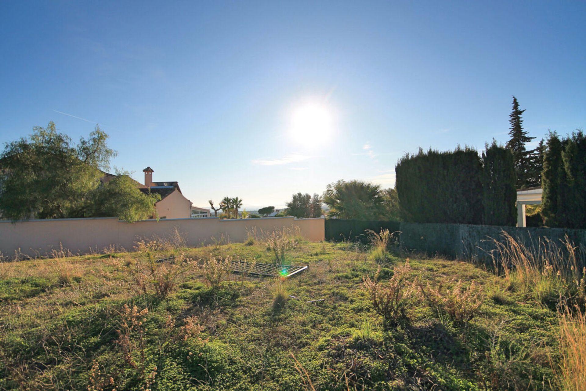 Land in Estepona, Andalucía 10958867