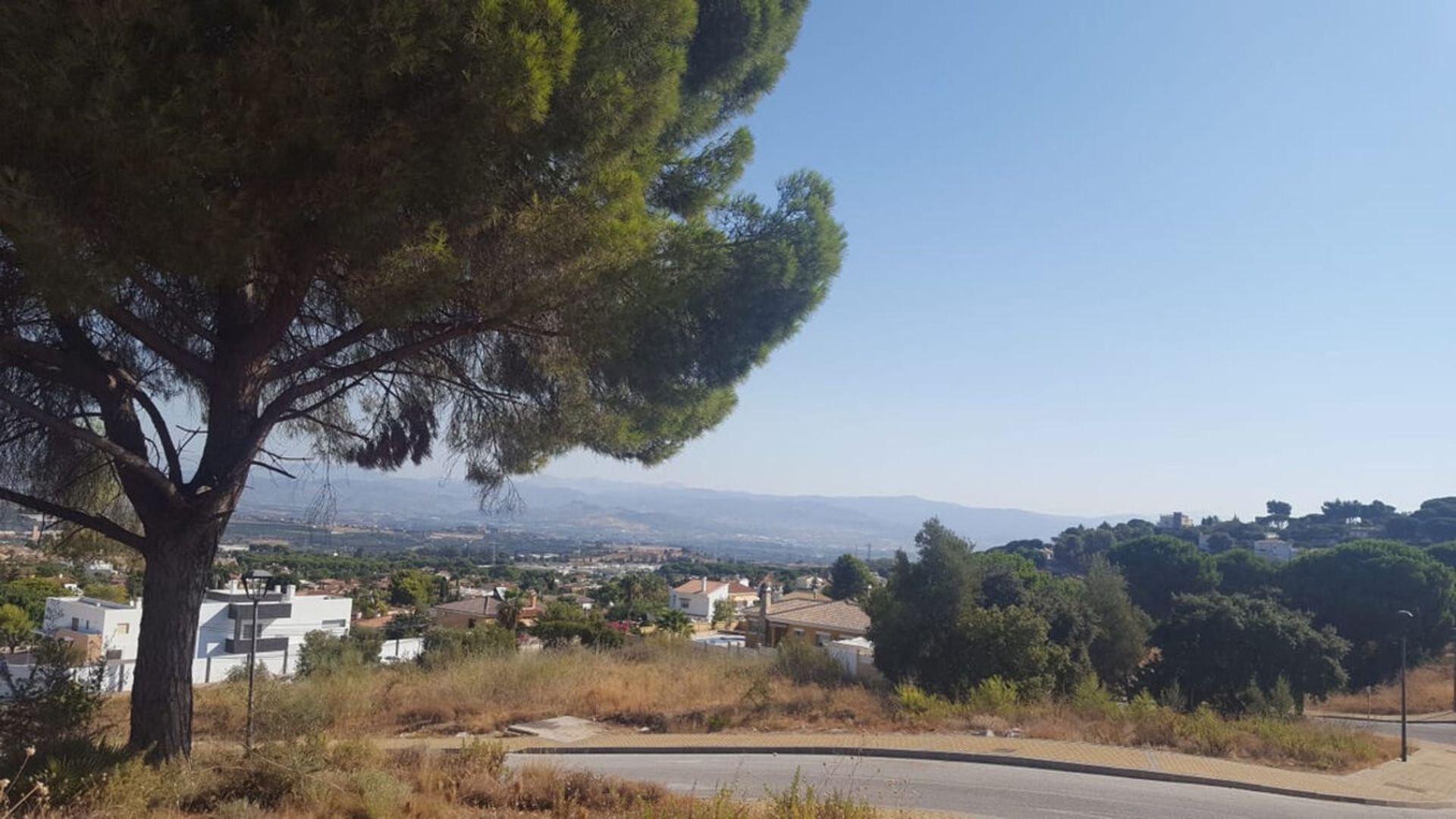 Tanah dalam Alhaurin de la Torre, Andalusia 10958913