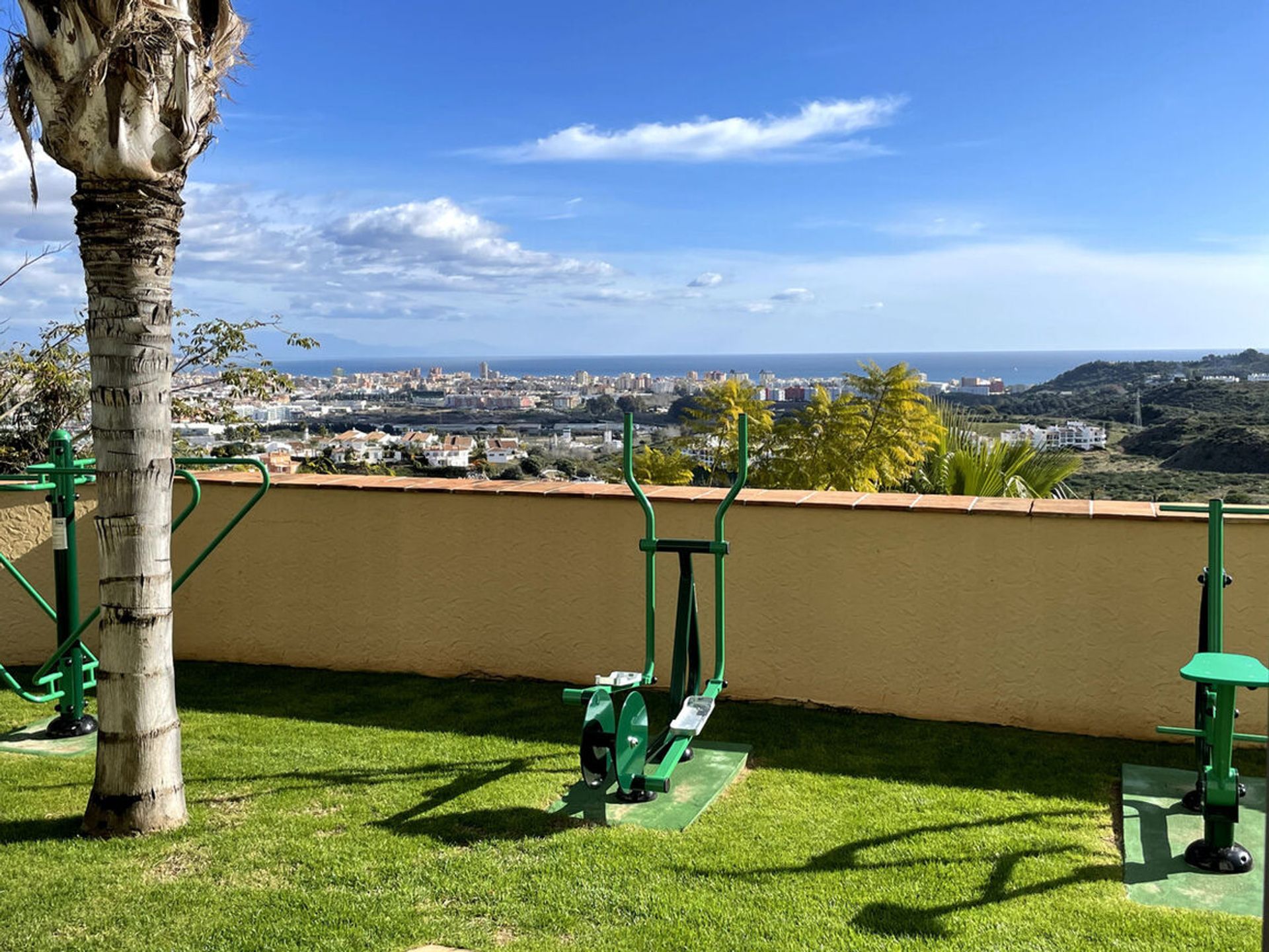 Eigentumswohnung im Las Lagunas de Mijas, Andalucía 10958970