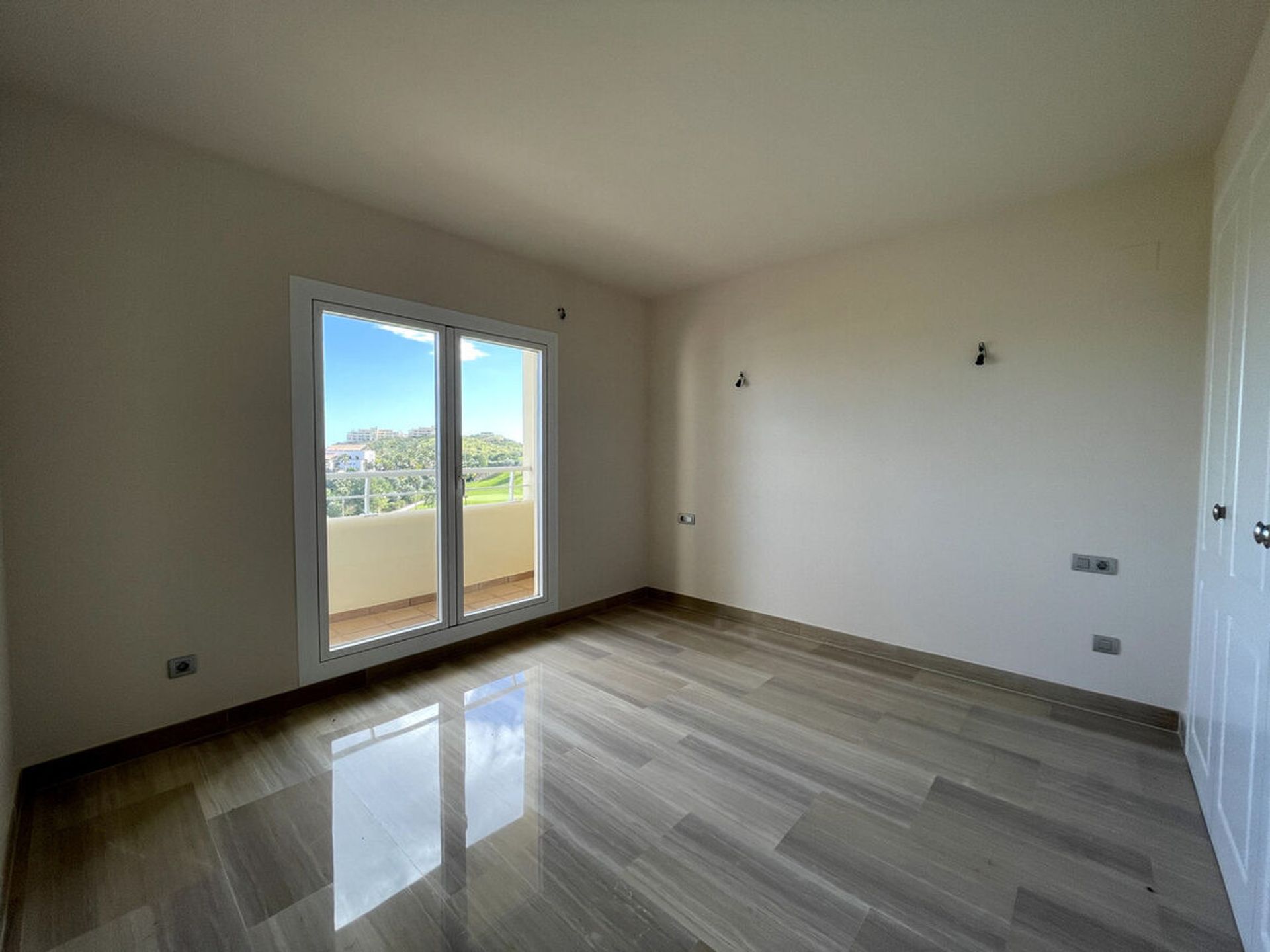 Condominium in Las Lagunas de Mijas, Andalucía 10958970