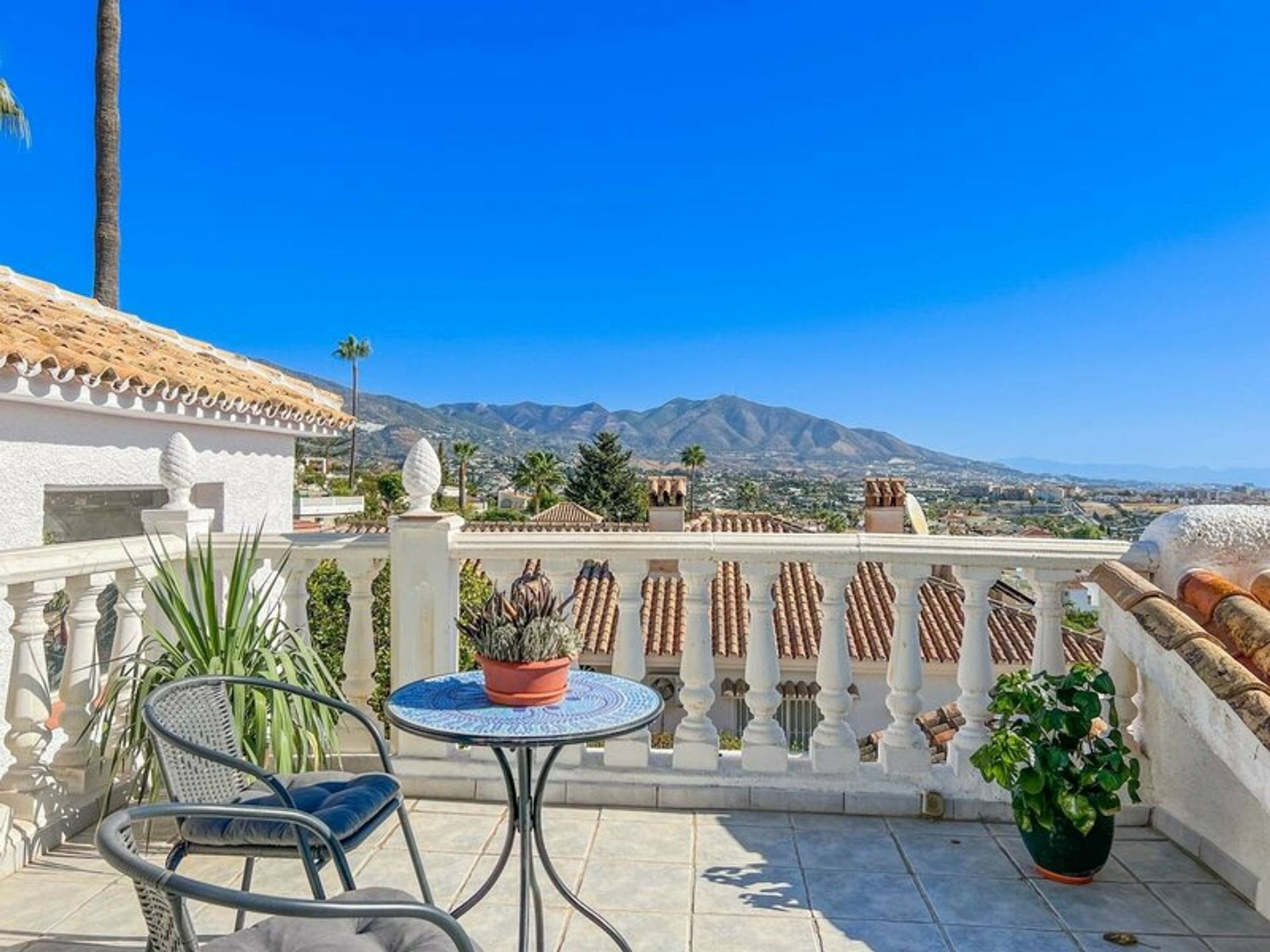 Casa nel Las Lagunas de Mijas, Andalucía 10960634