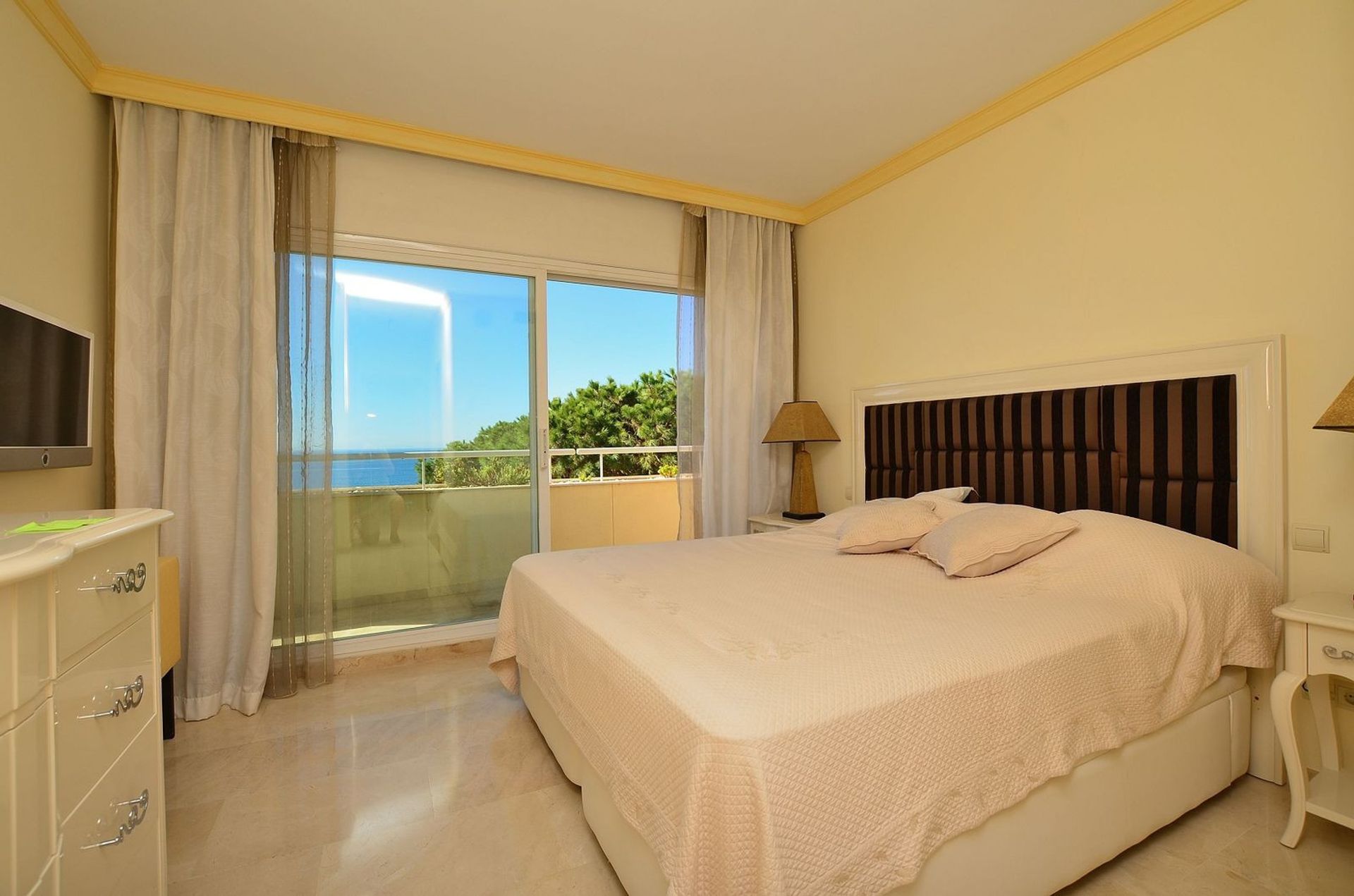 Condominium dans Marbella, Andalucía 10962356