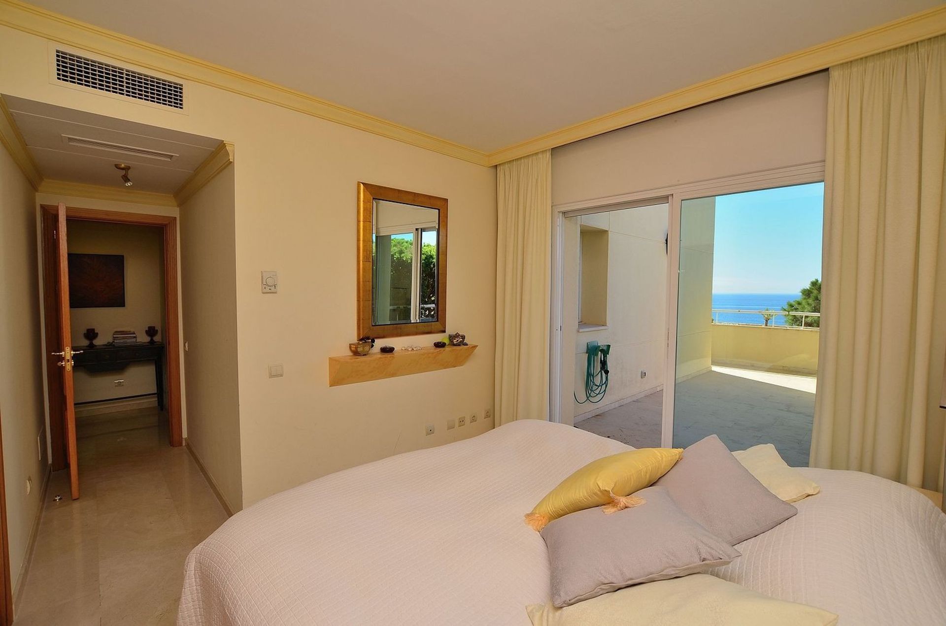 Condominium dans Marbella, Andalucía 10962356