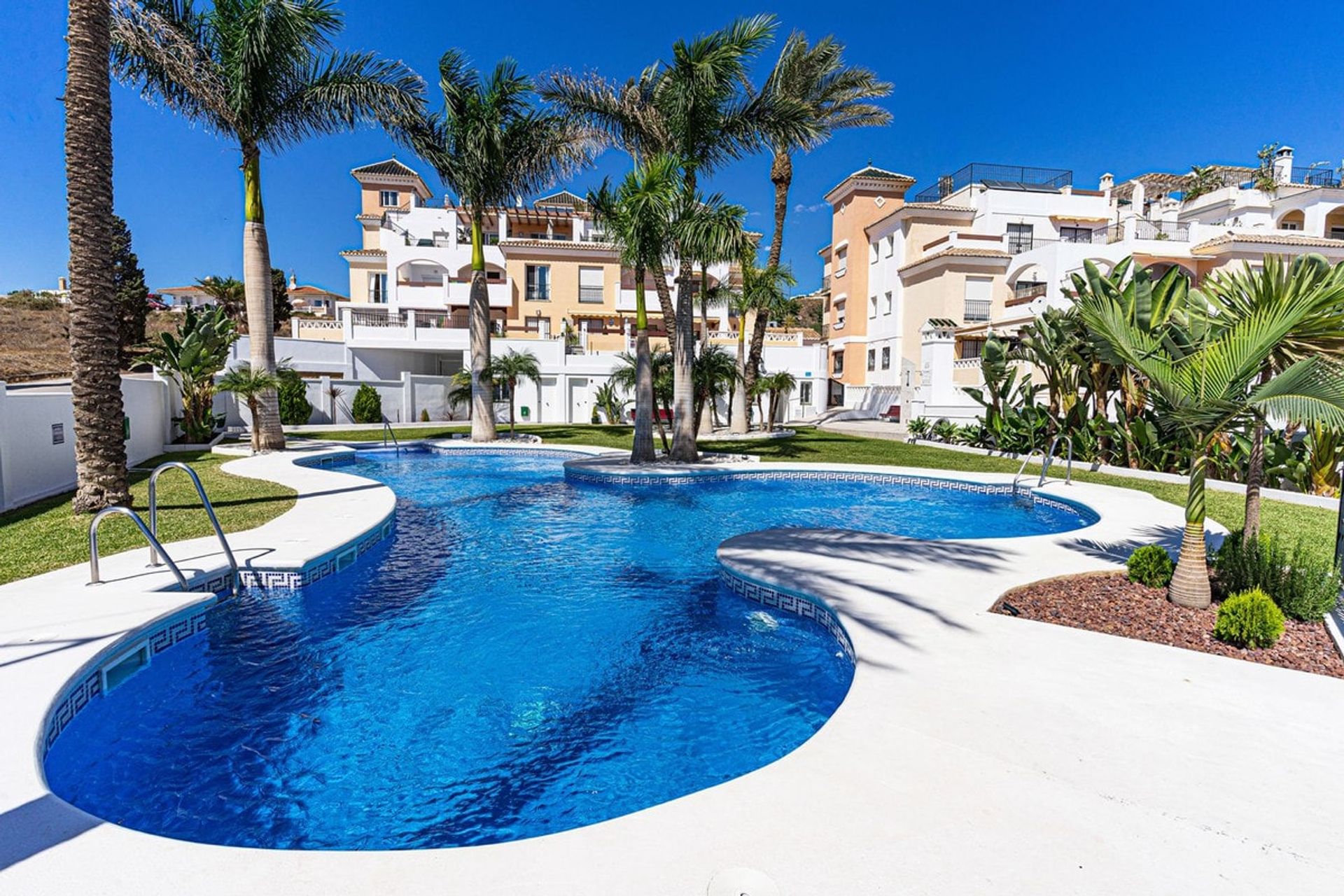 Condominium dans Torrox, Andalucía 10963525