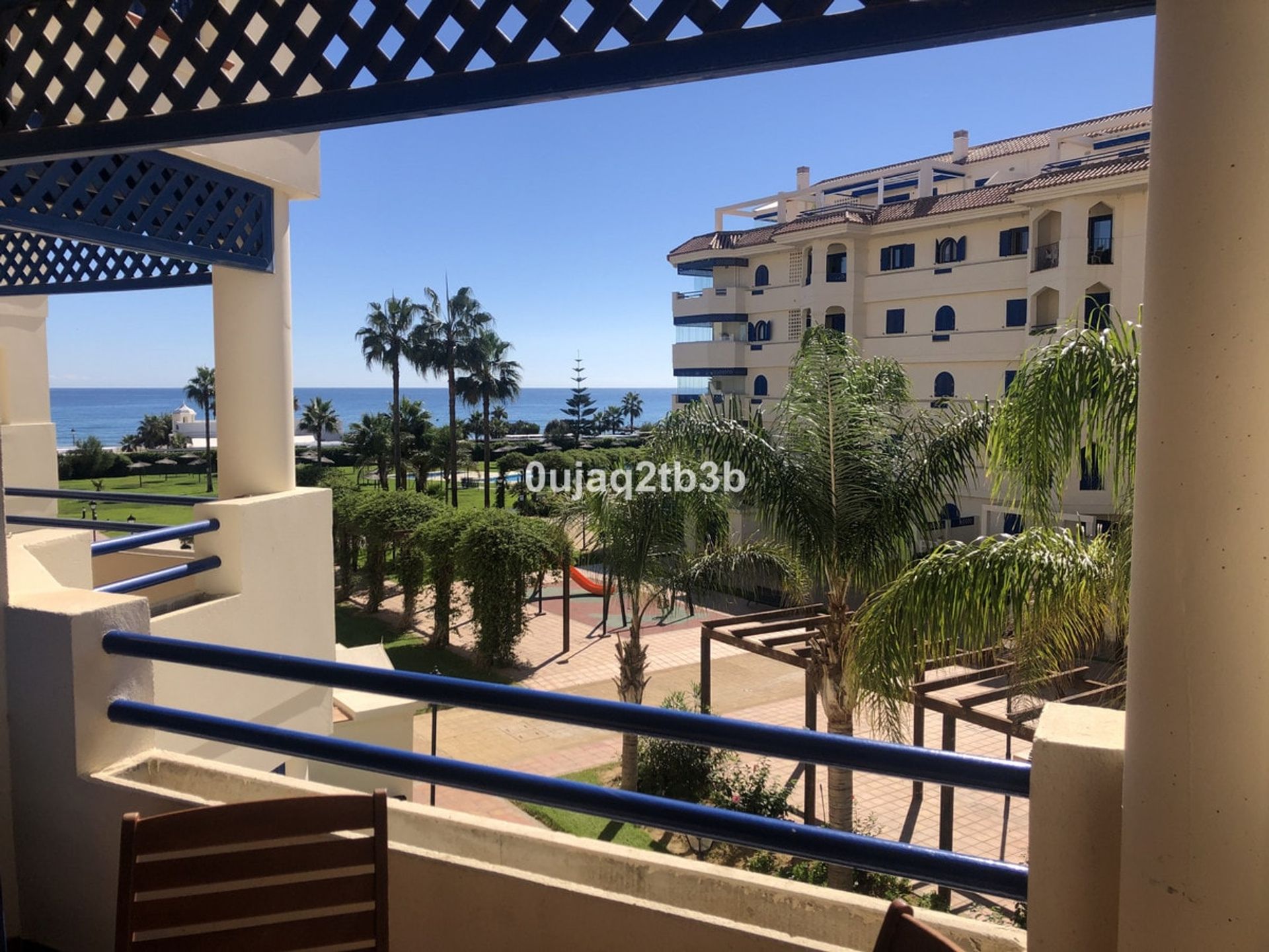 Condominium dans San Luis de Sabinillas, Andalousie 10963622