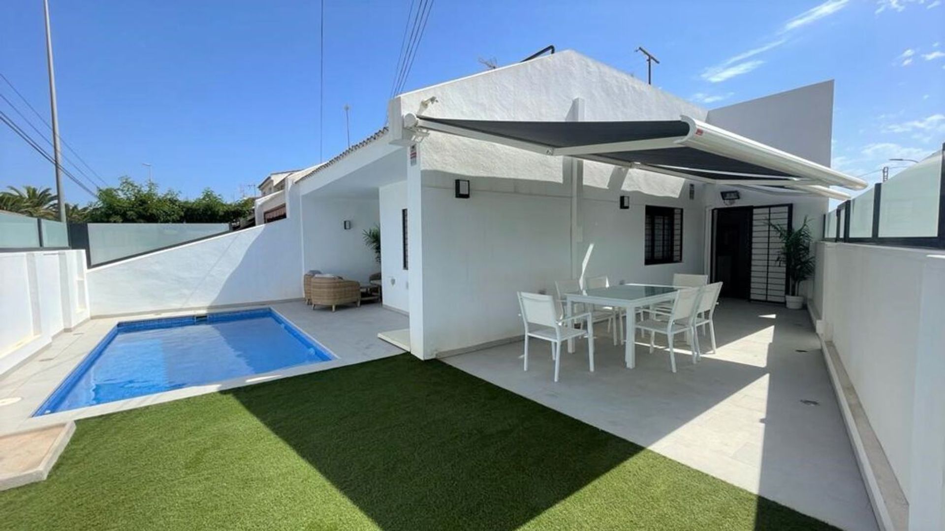 House in Pilar de la Horadada, Valencia 10963981