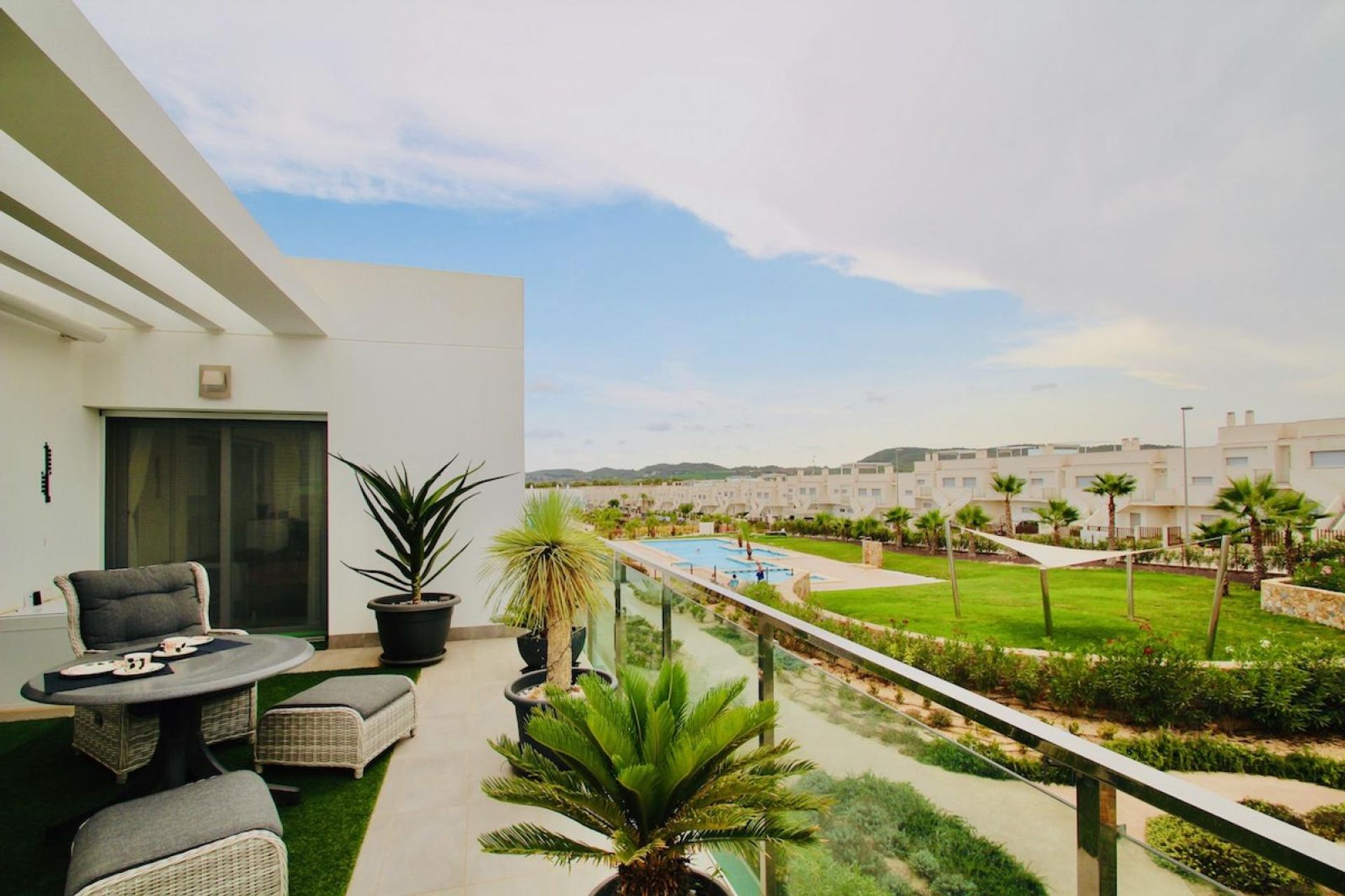 Condominium in Alicante, Valencian Community 10964796