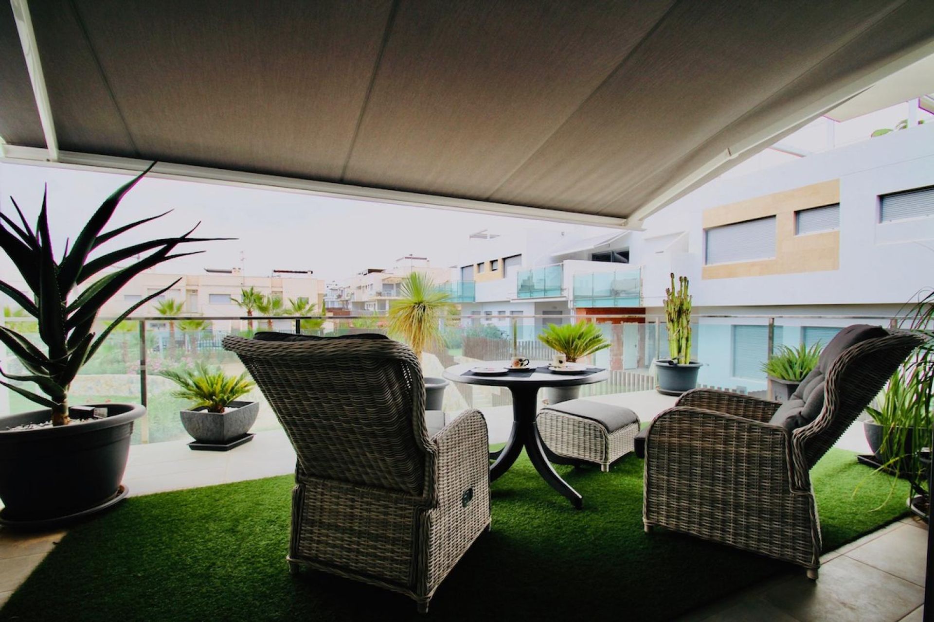 Condominium in Alicante, Valencian Community 10964796