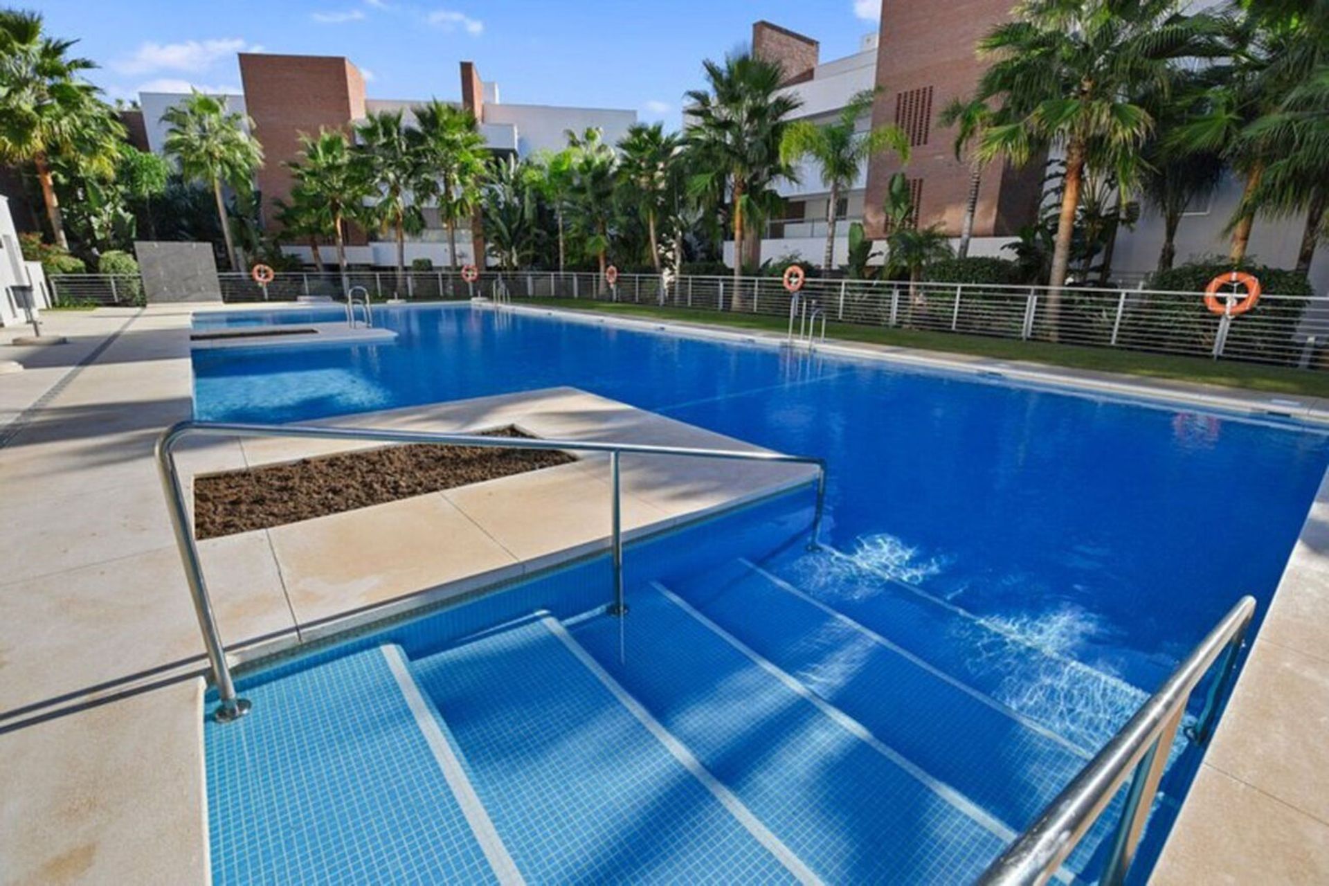 Condominio en Benahavís, Andalucía 10965595