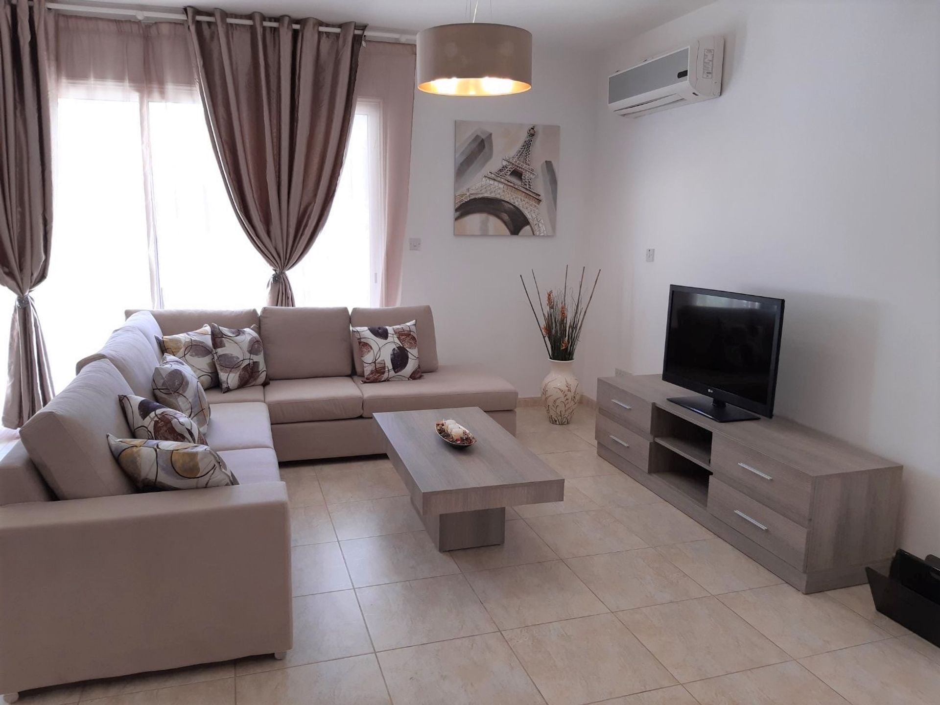 Condominium in Paphos, Pafos 10967573