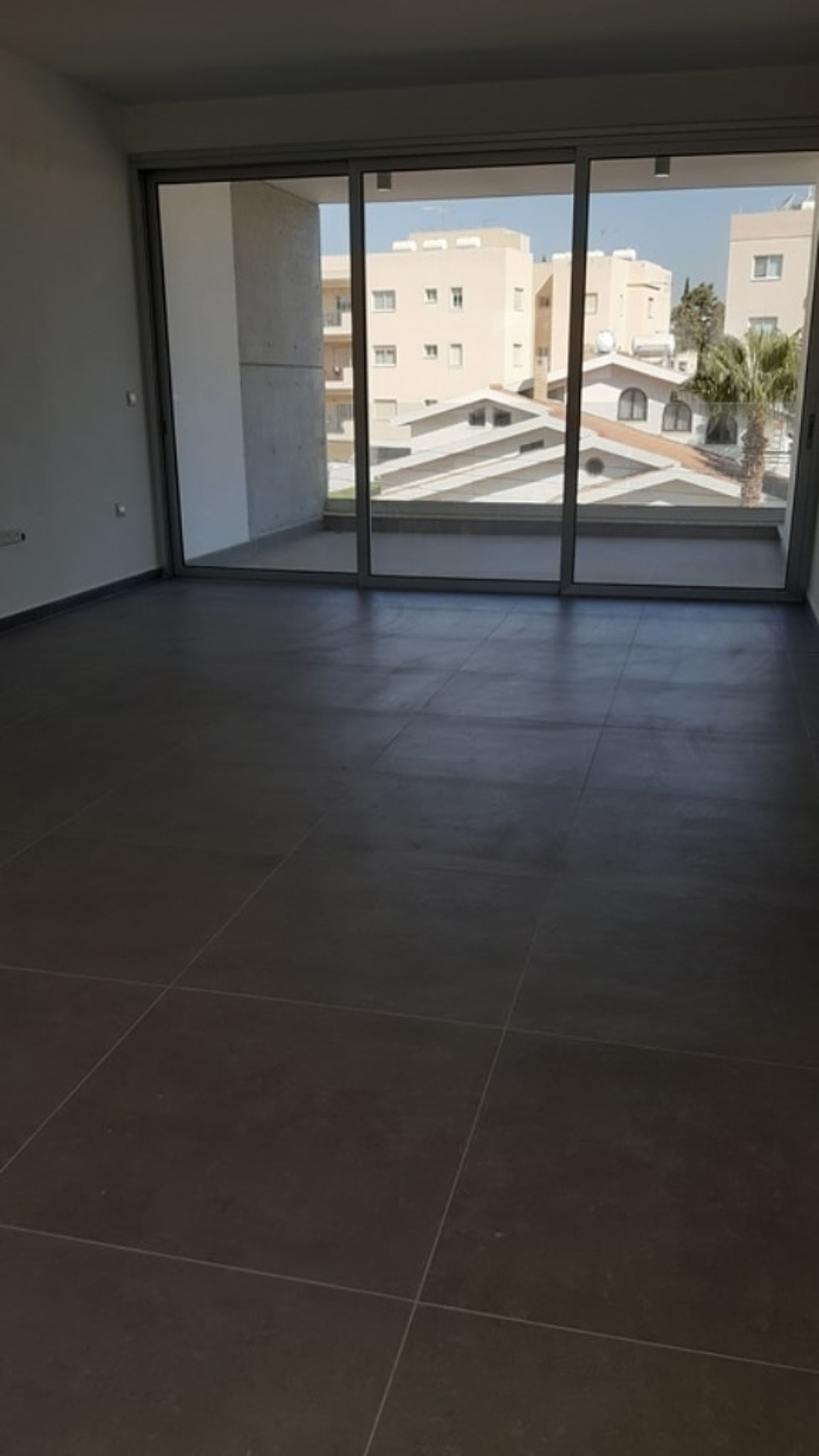 Condominium in Mesa Geitonia, Limassol 10967590