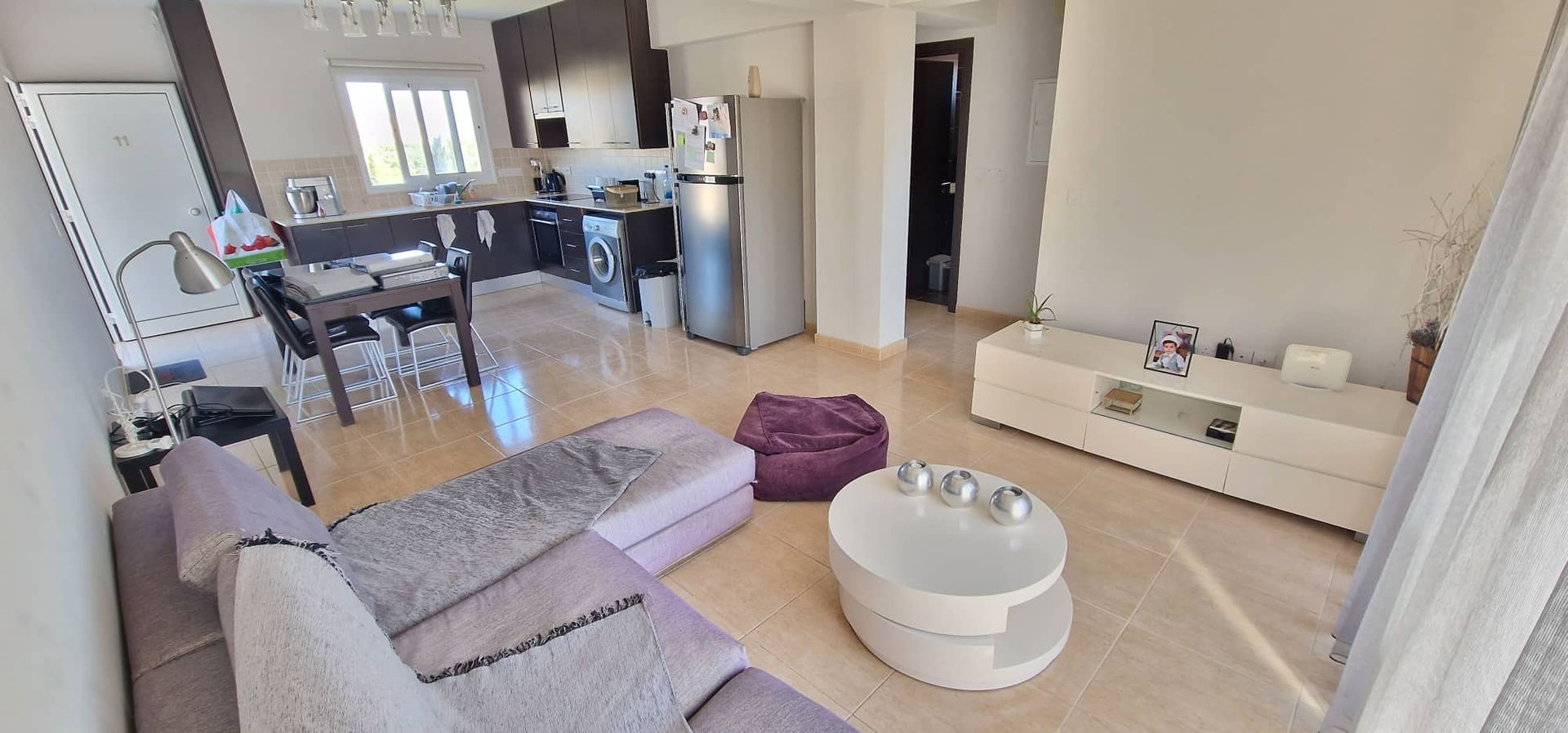 Condominium in Paralimni, Ammochostos 10967694