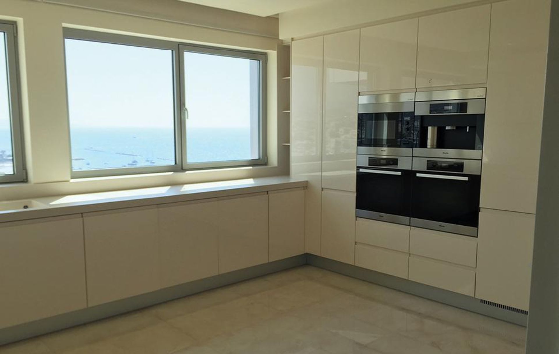 Condominium in Limassol, Limassol 10967726