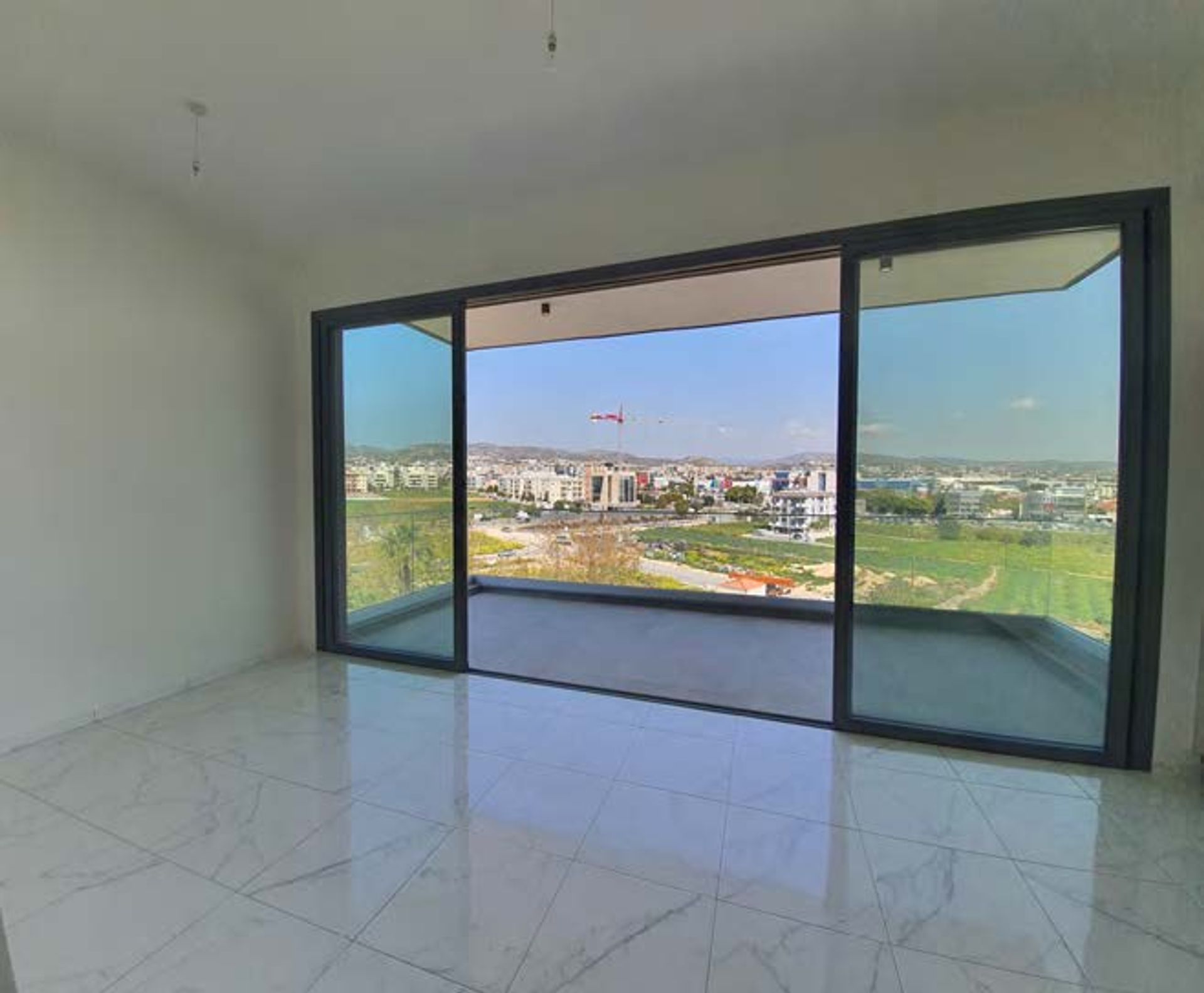 Condominium in Mesa Geitonia, Lemesos 10967858