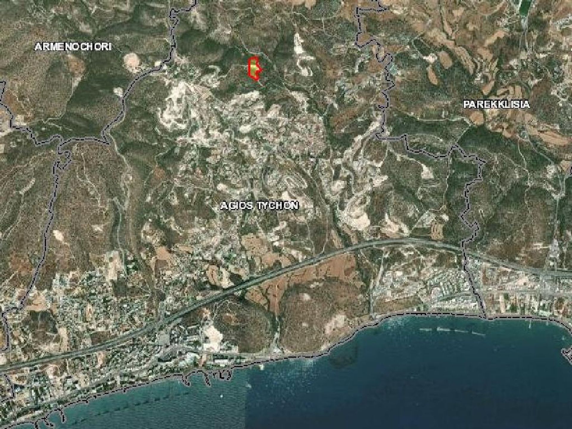 Terre dans Agios Tychon, Larnaka 10968158