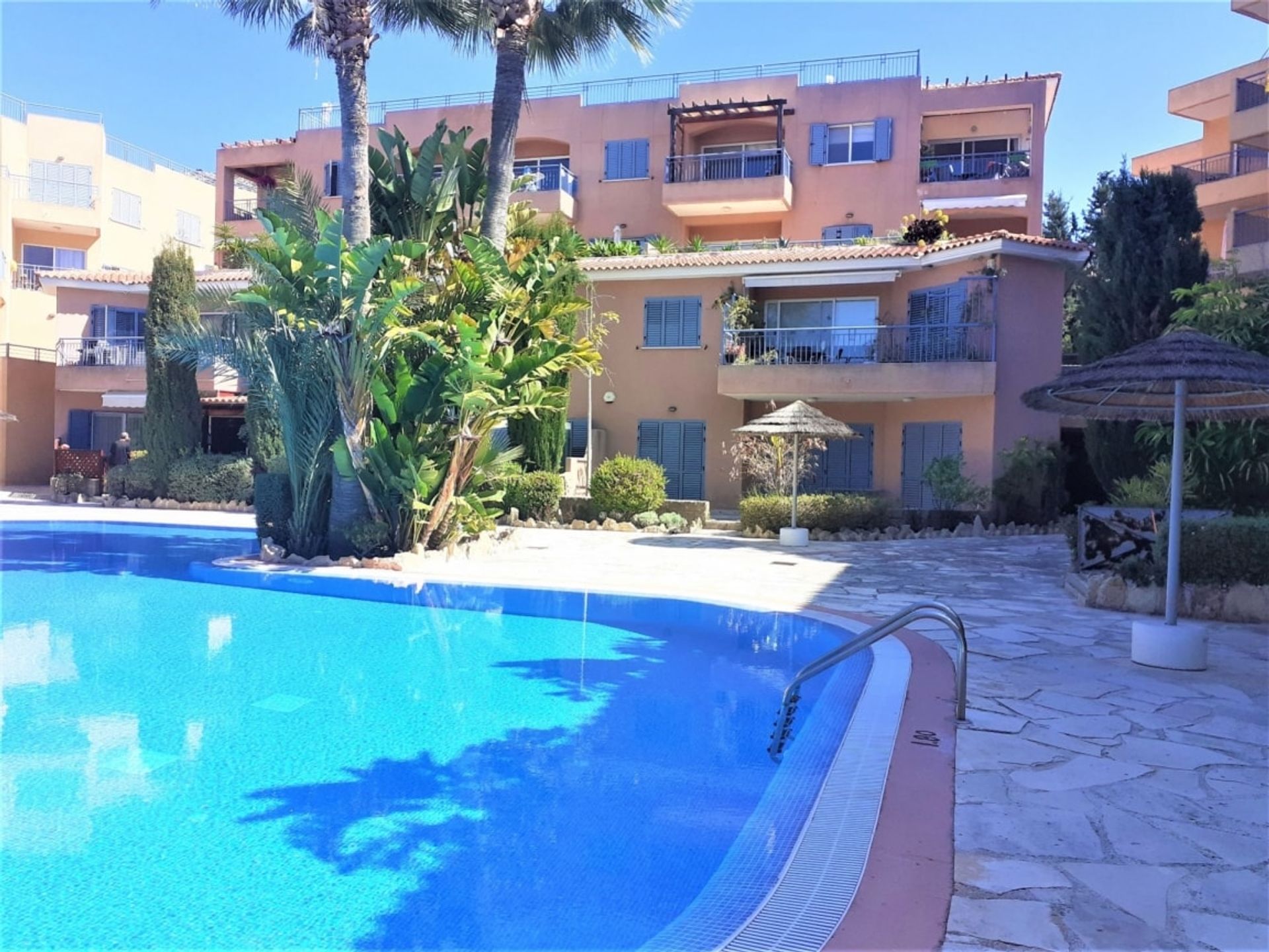 Condominium in Peyia, Paphos 10968208