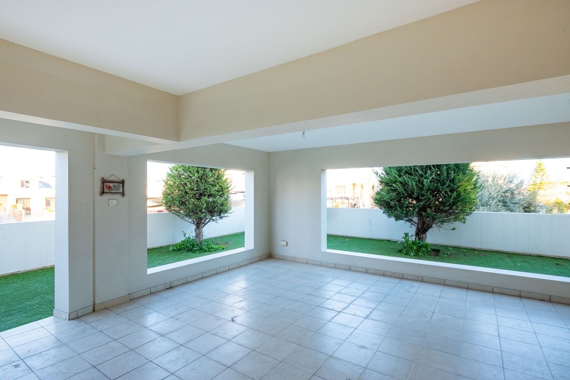 Talo sisään Larnaca, Larnaca 10968324