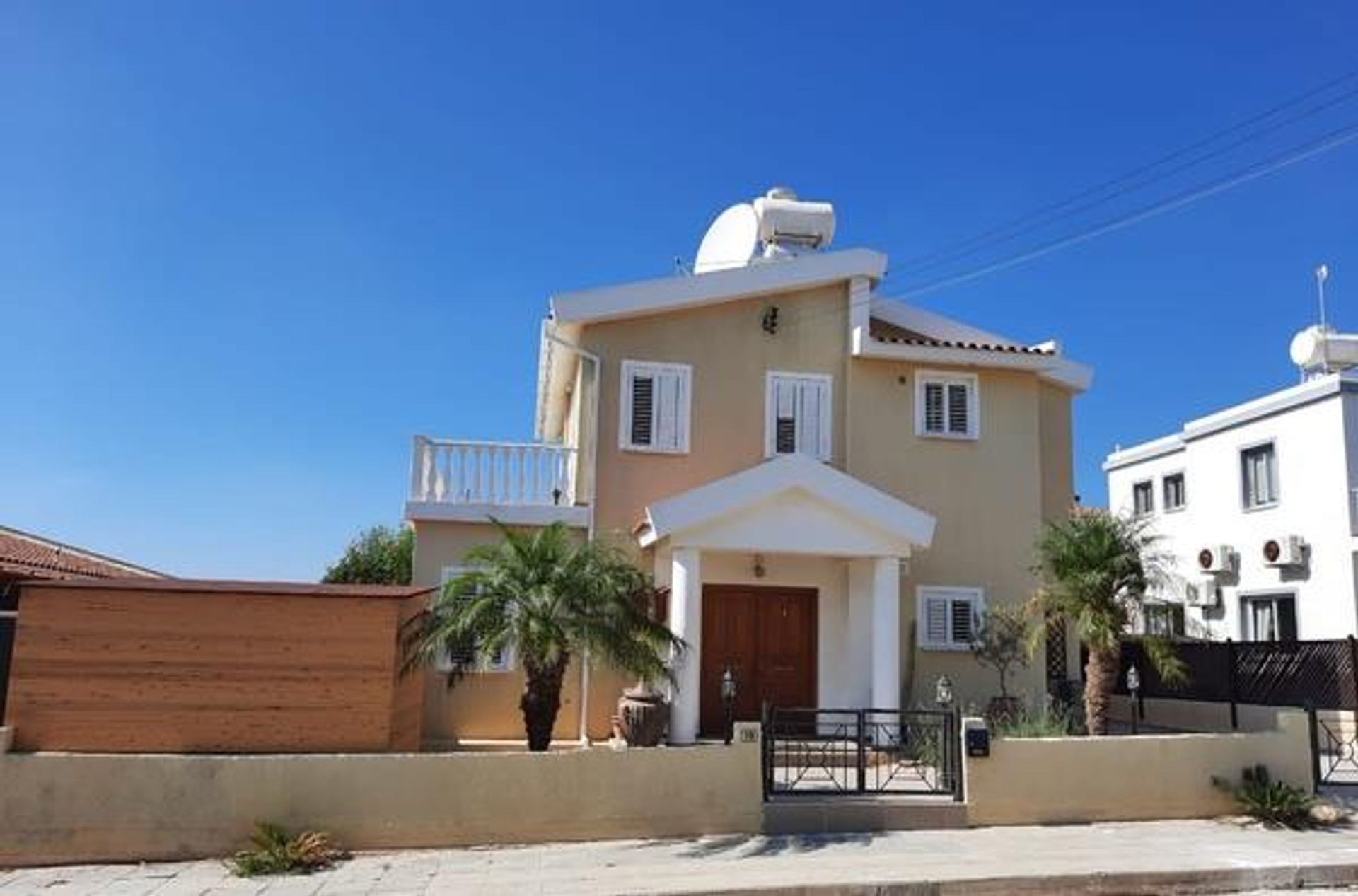 Casa nel Kissonerga, Pafos 10969173